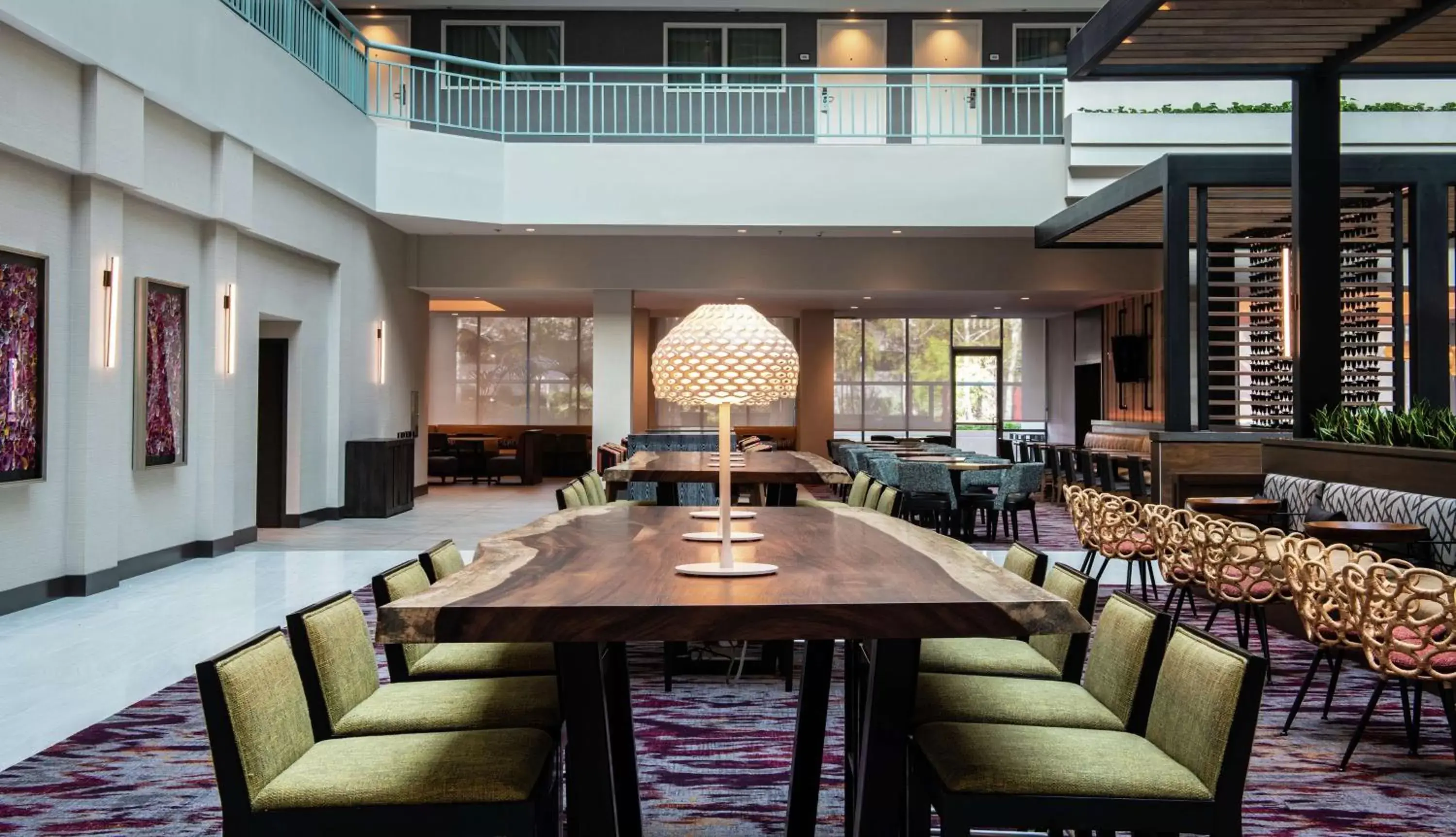 Lobby or reception, Restaurant/Places to Eat in Embassy Suites by Hilton Walnut Creek