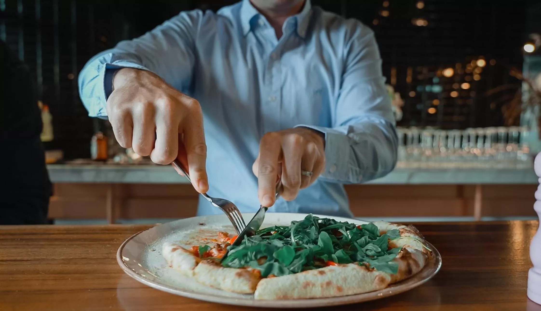 Restaurant/places to eat in Studio One Hotel