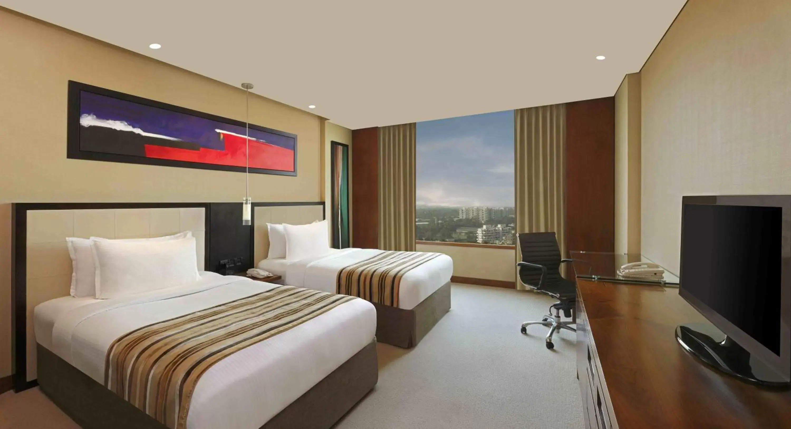 Bed in DoubleTree By Hilton-Pune Chinchwad