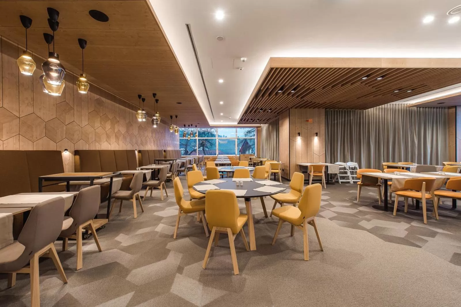 Restaurant/places to eat in Rikli Balance Hotel – Sava Hotels & Resorts