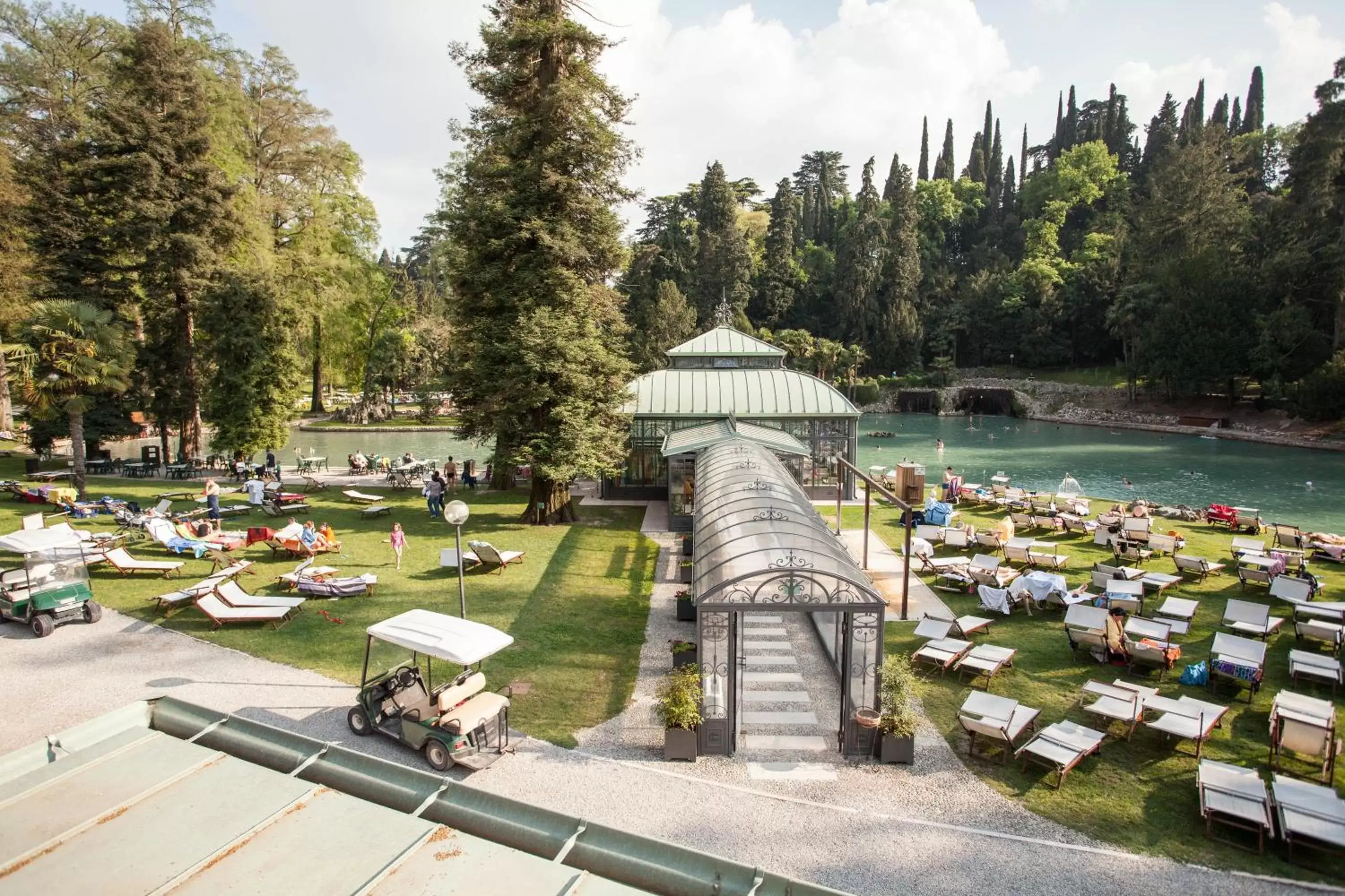 Swimming pool in Parco Termale di Villa Dei Cedri