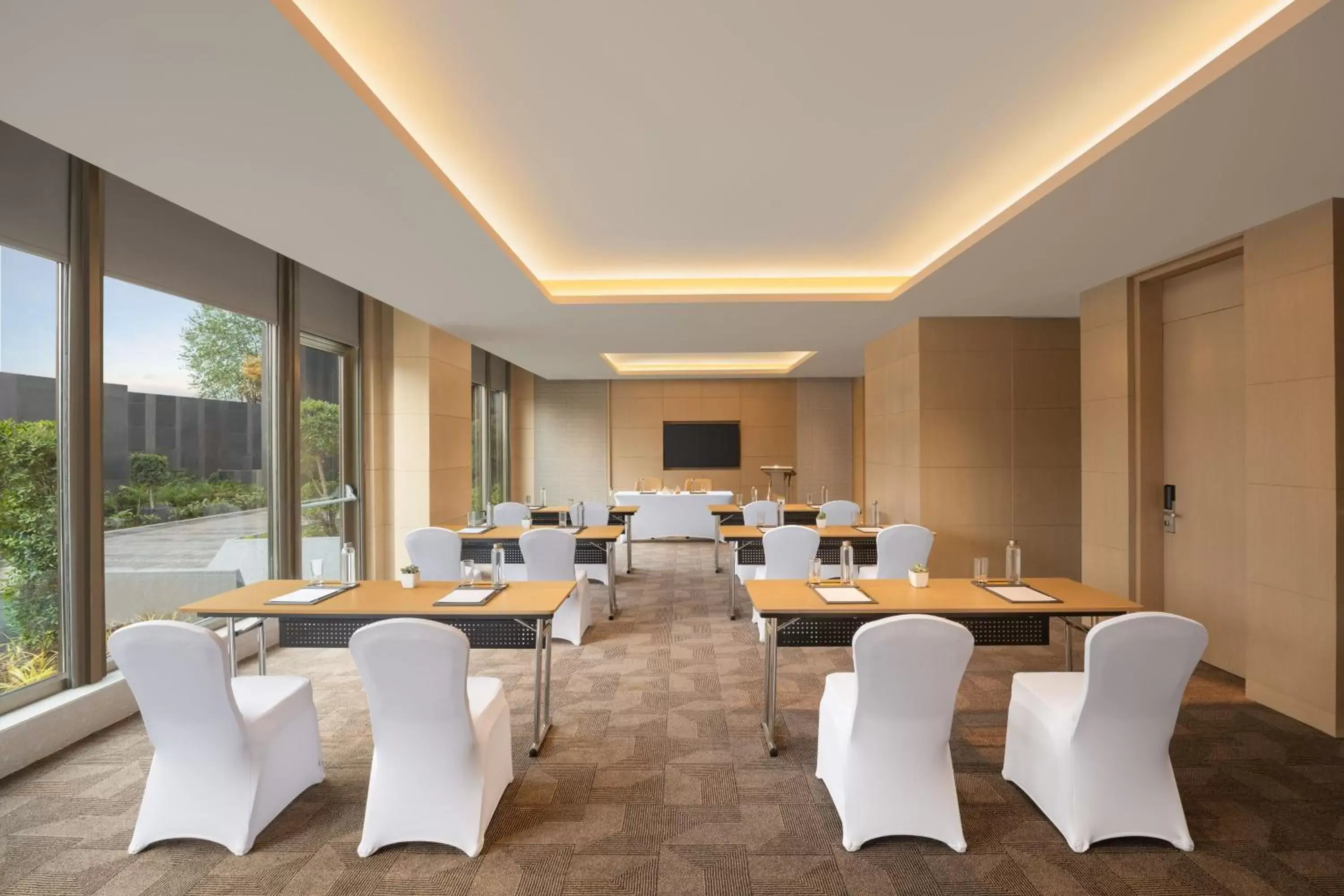 Meeting/conference room in Courtyard by Marriott Shillong