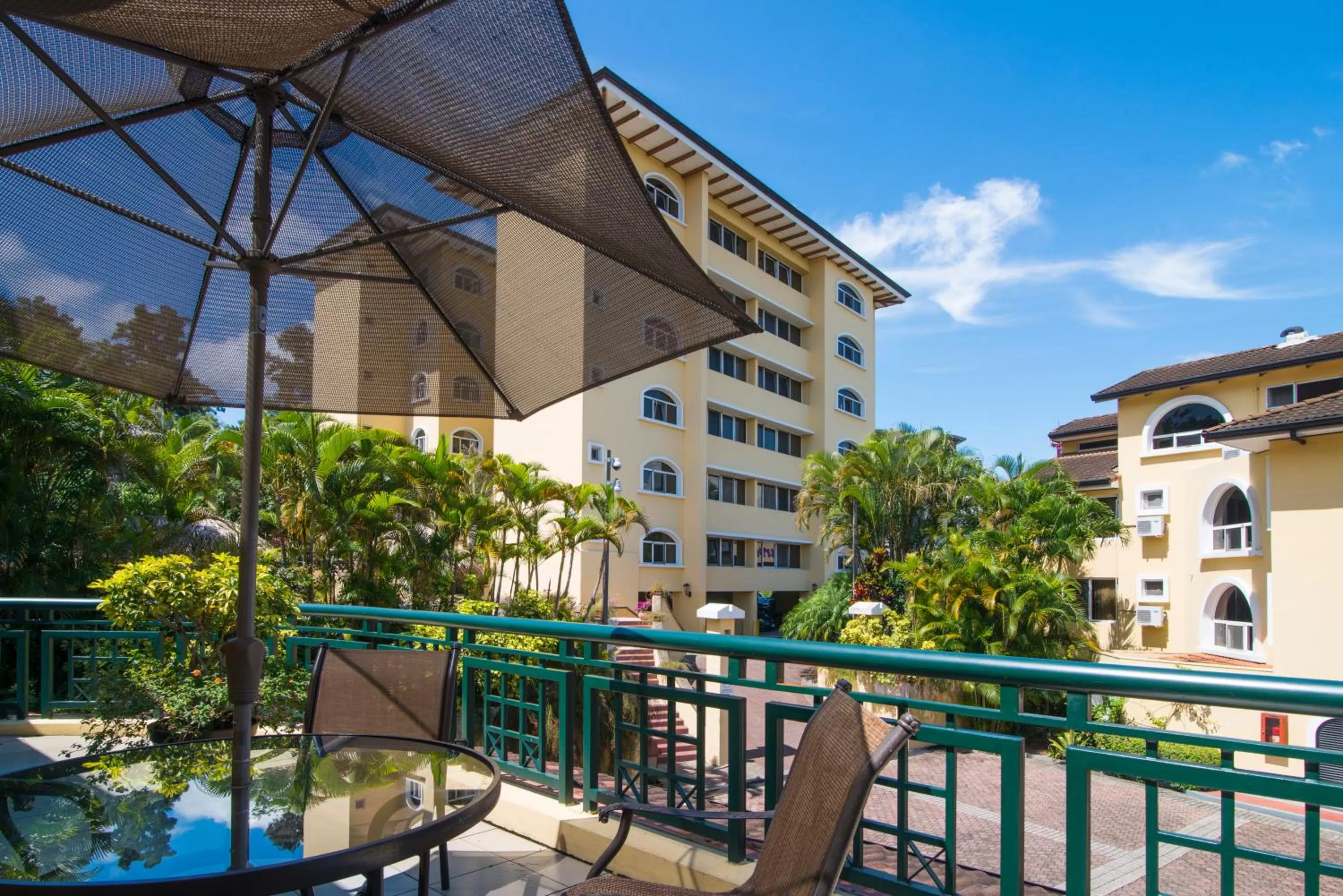 Balcony/Terrace in Apartotel & Suites Villas del Rio