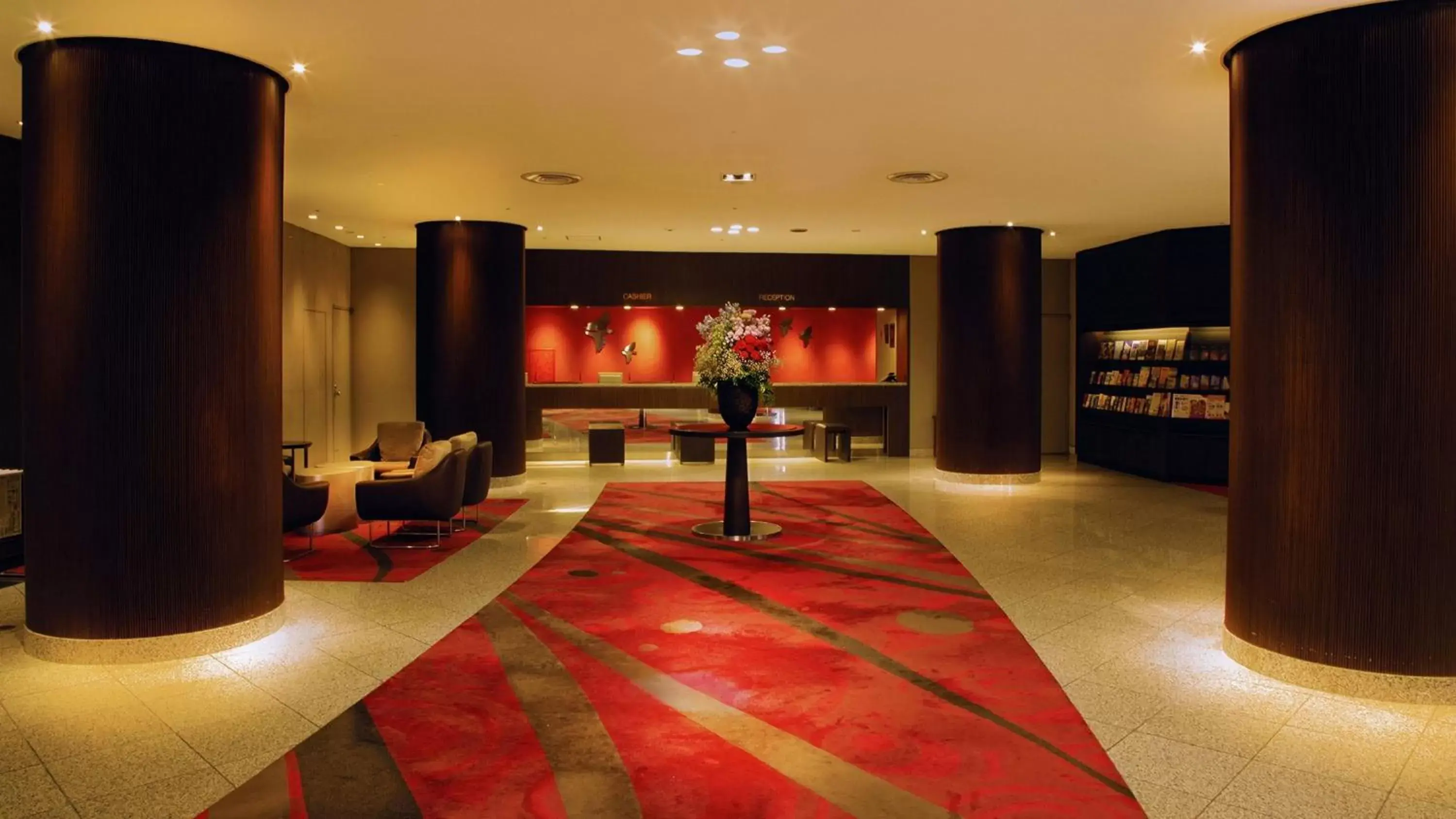 Lobby or reception in ANA Crowne Plaza Niigata, an IHG Hotel