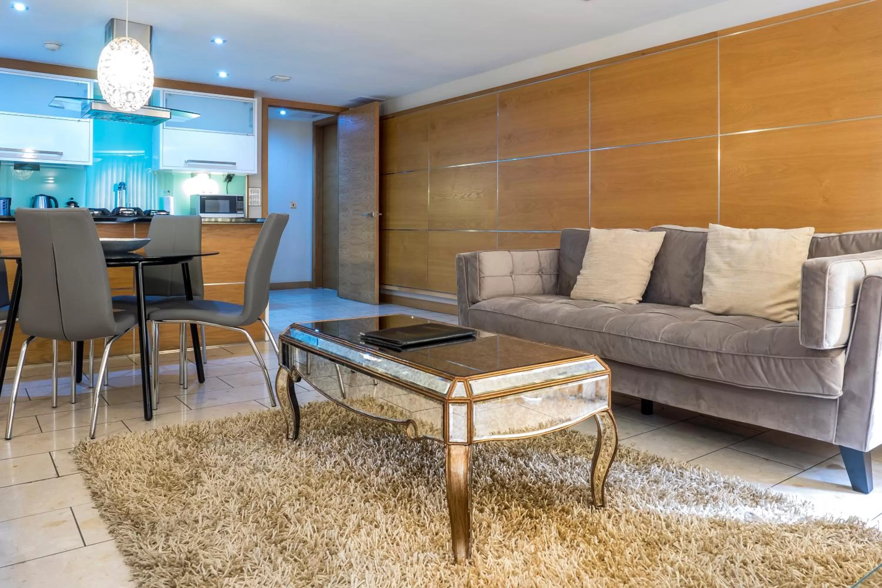 Living room in Posh Pads - Liverpool 1 - Apart-Hotel