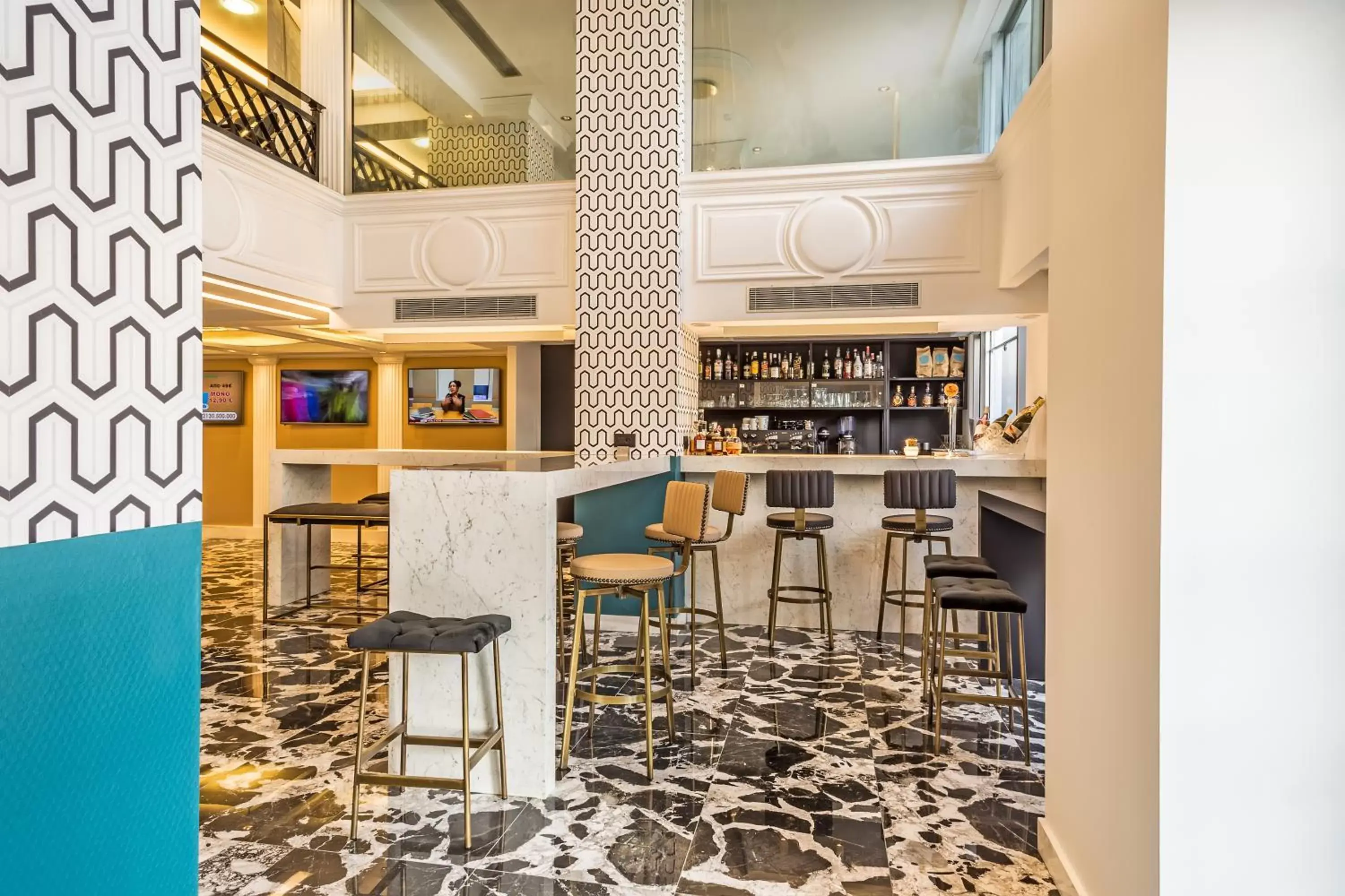 Lounge or bar, Lounge/Bar in Airotel Stratos Vassilikos Hotel