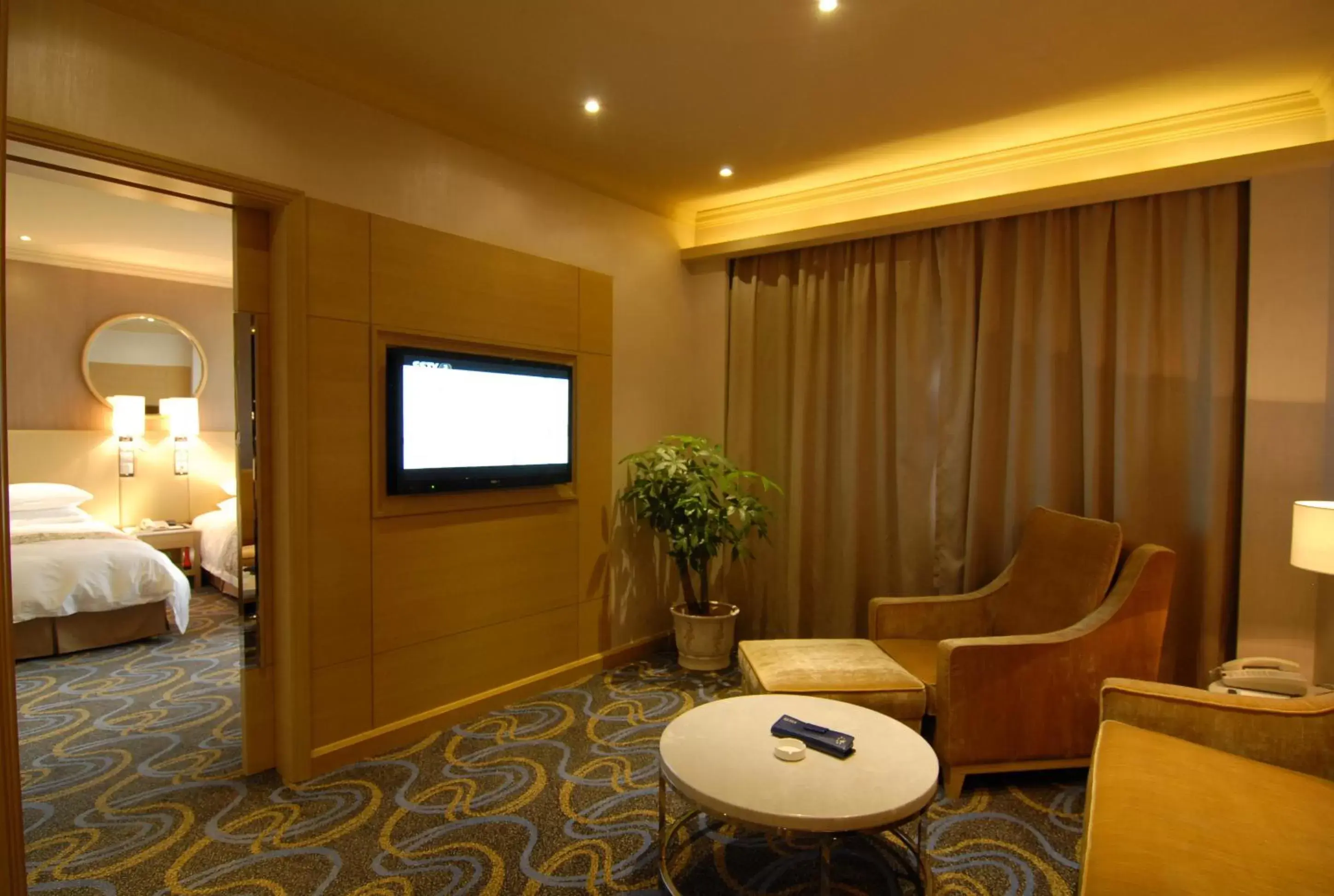 TV and multimedia, Seating Area in Ocean Hotel