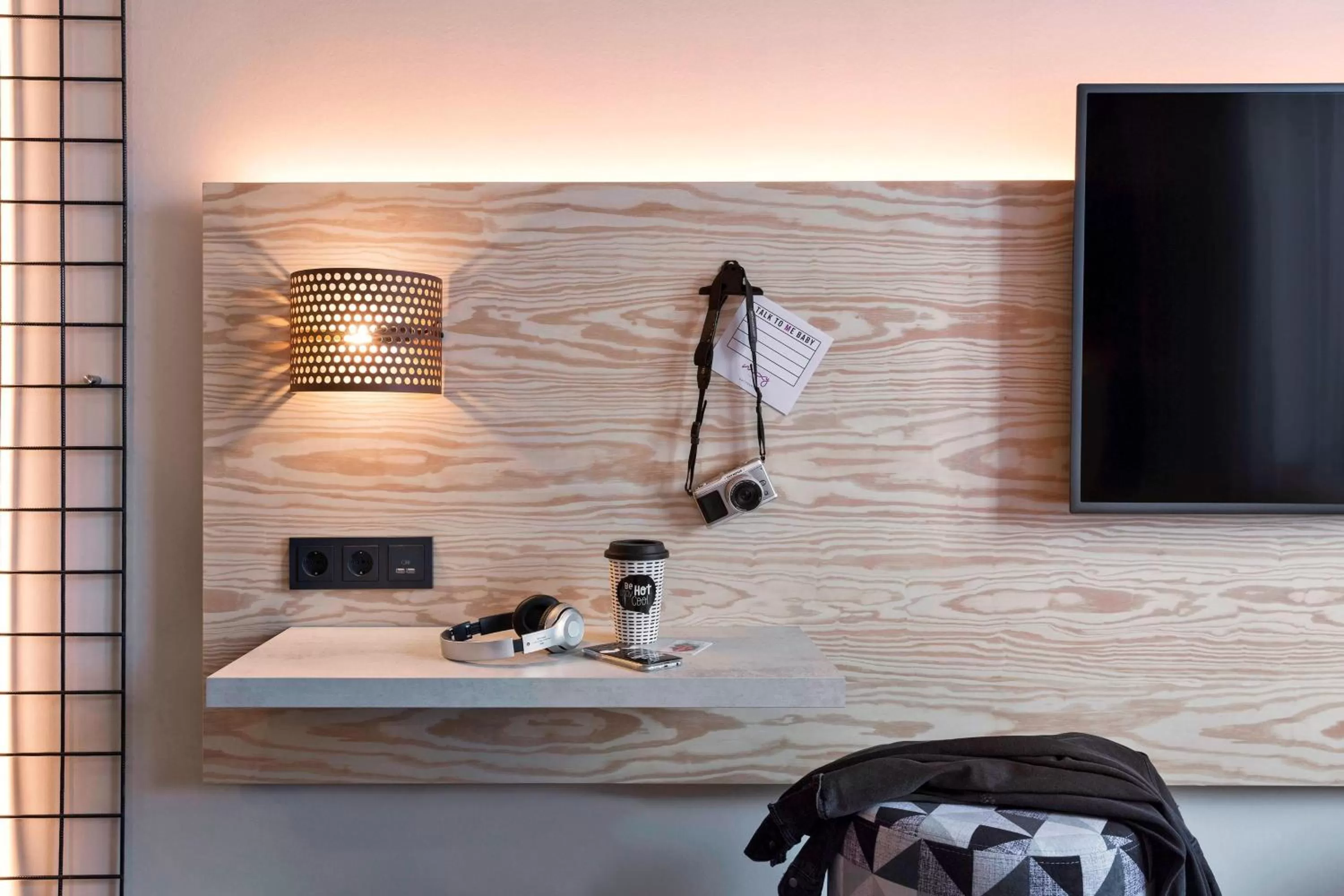 Photo of the whole room in Moxy Darmstadt