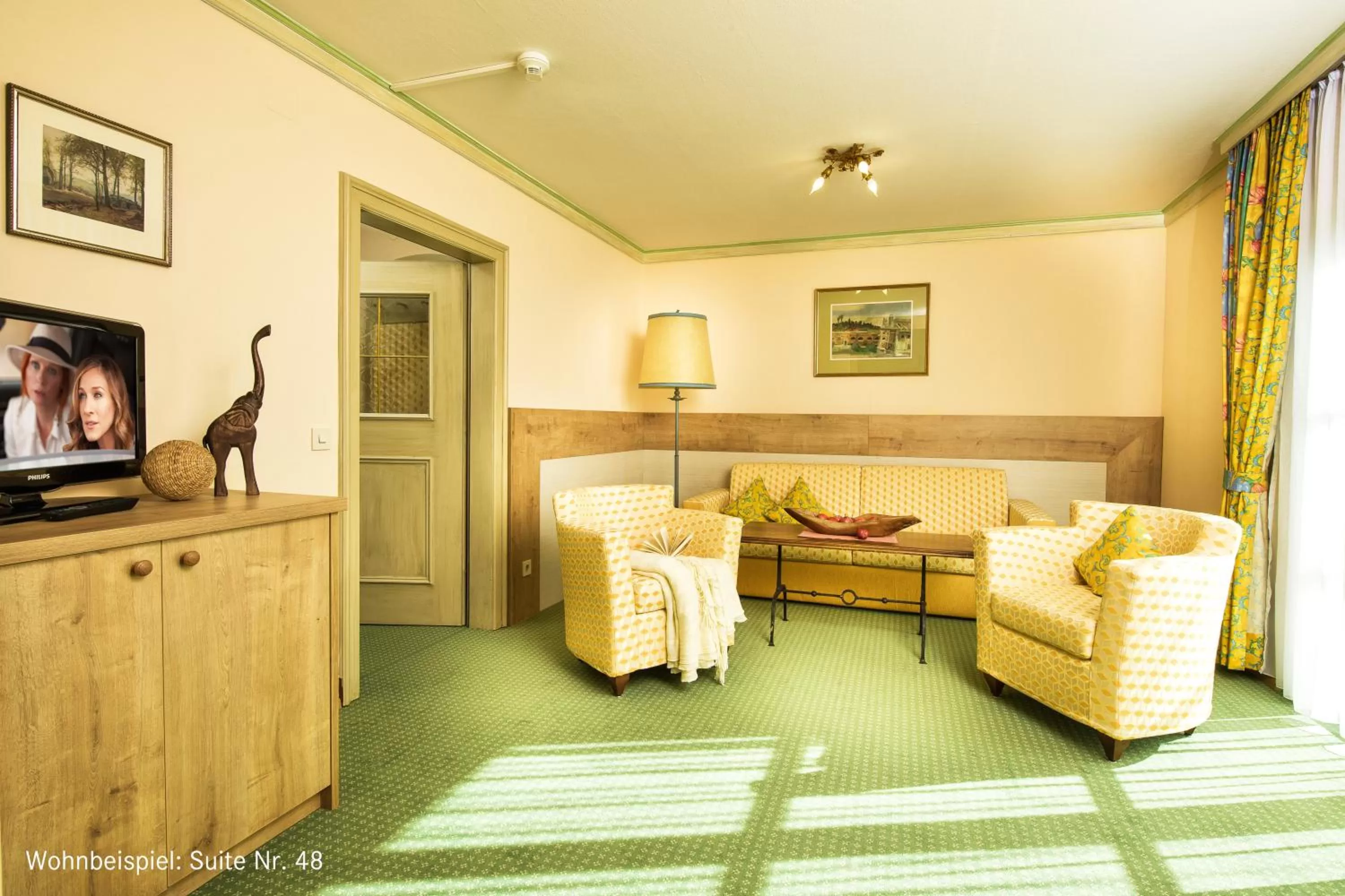 Photo of the whole room, Seating Area in Johannesbad Hotel St. Georg