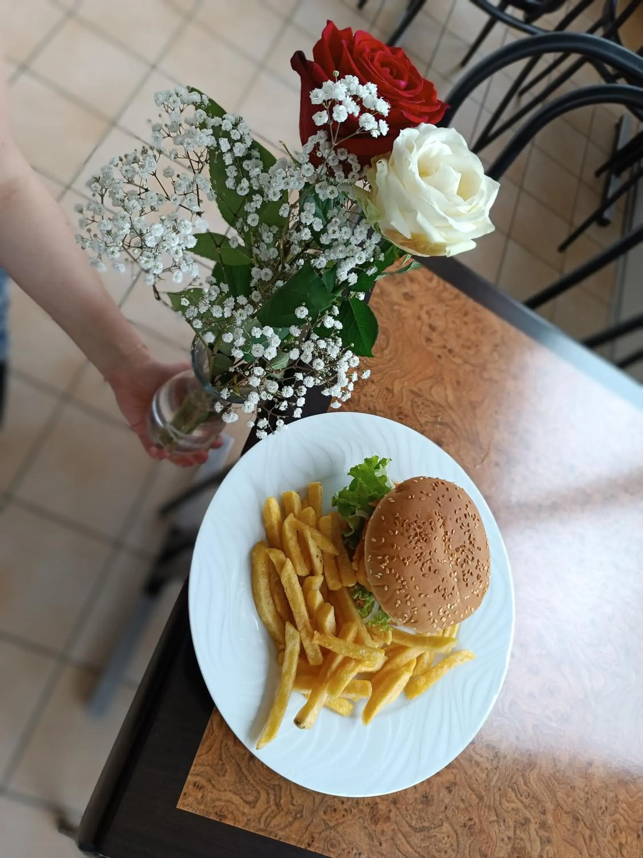 Food in Hôtel Le Pommeil