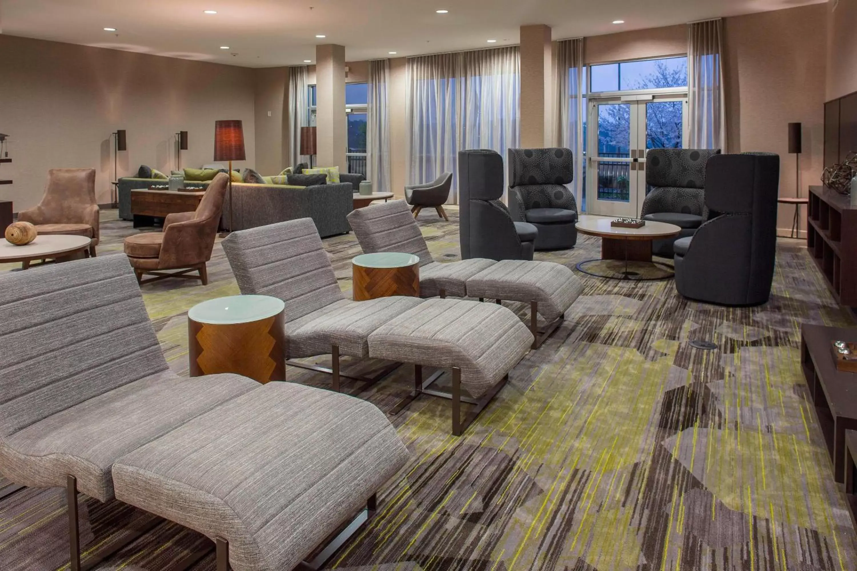 Photo of the whole room, Lounge/Bar in Courtyard by Marriott Nashville Goodlettsville