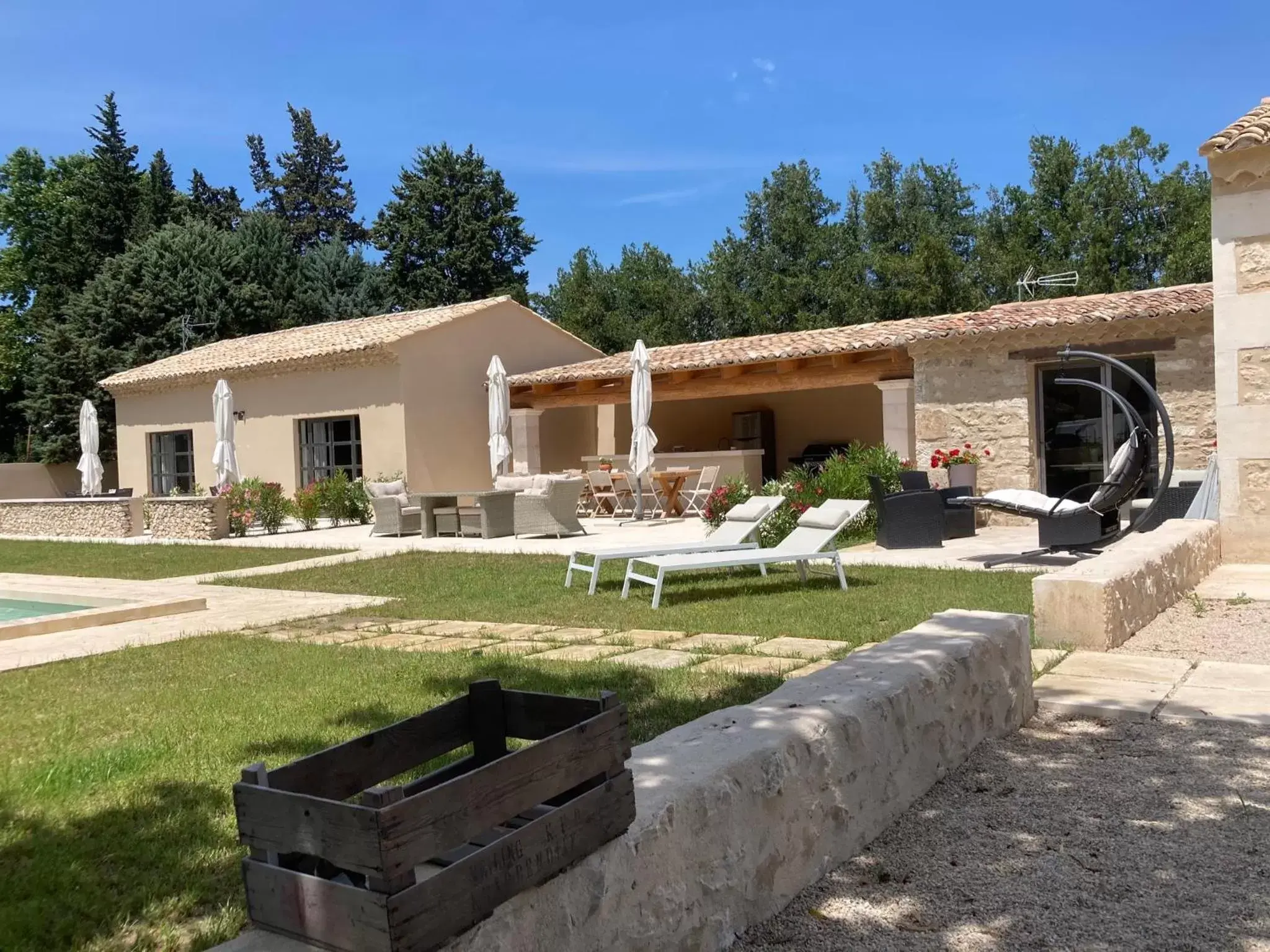 Patio, Property Building in Mas Galinette