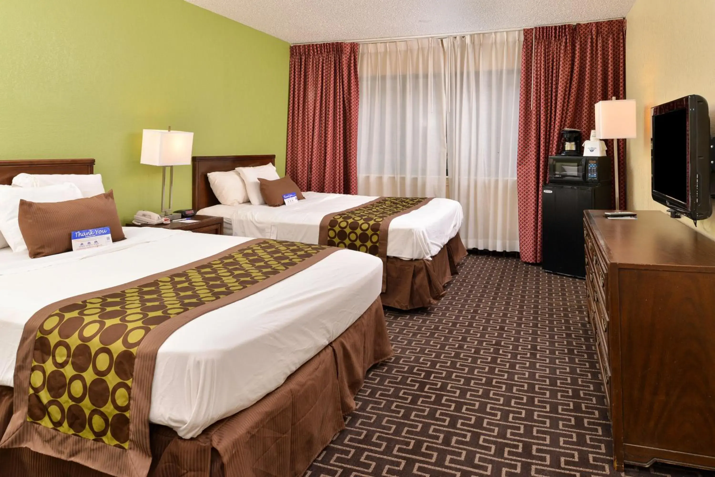 Bedroom, Bed in Americas Best Value Inn & Suites Extended Stay - Tulsa