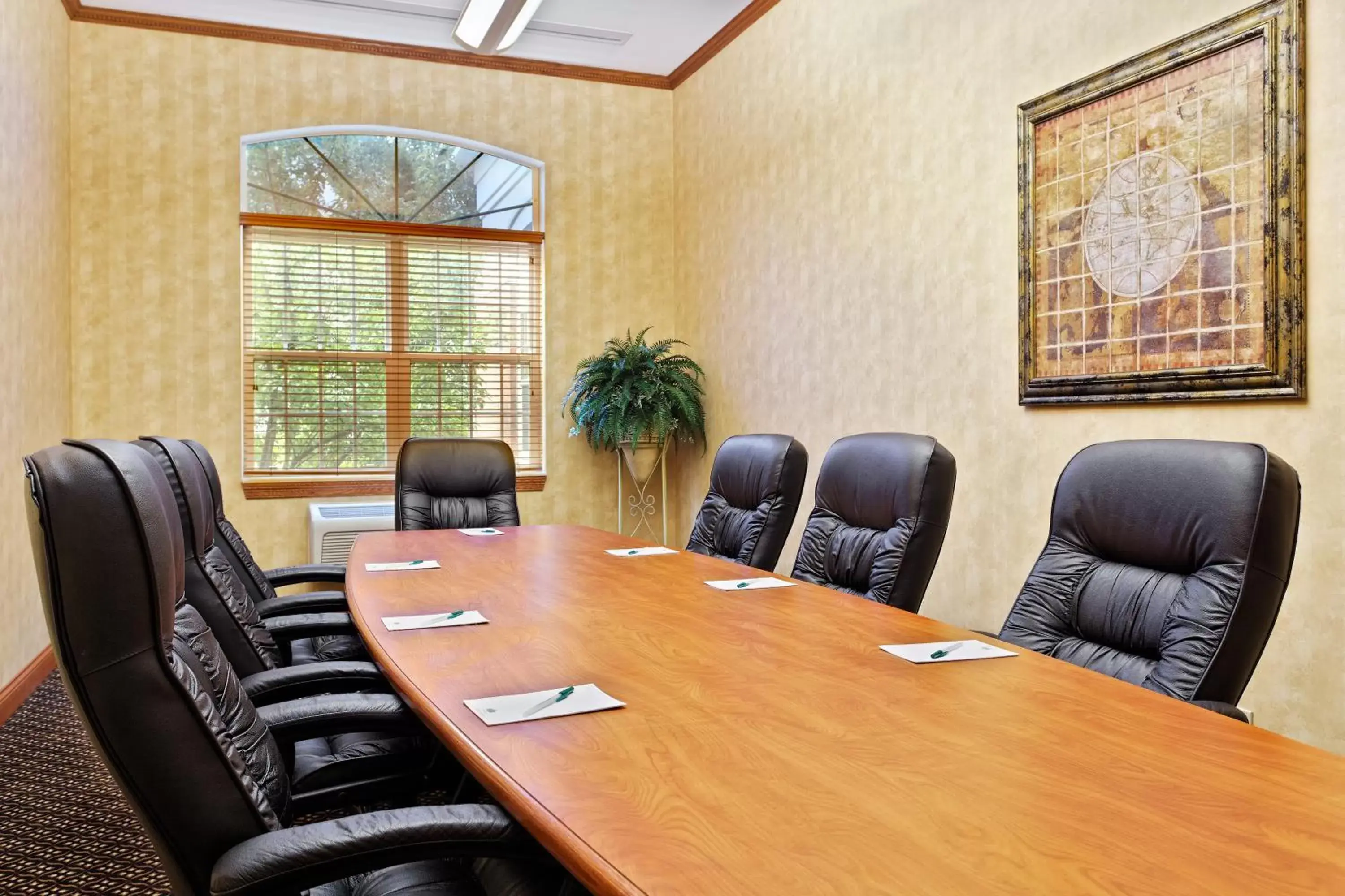 Meeting/conference room in Country Inn & Suites by Radisson, Elk Grove Village/Itasca