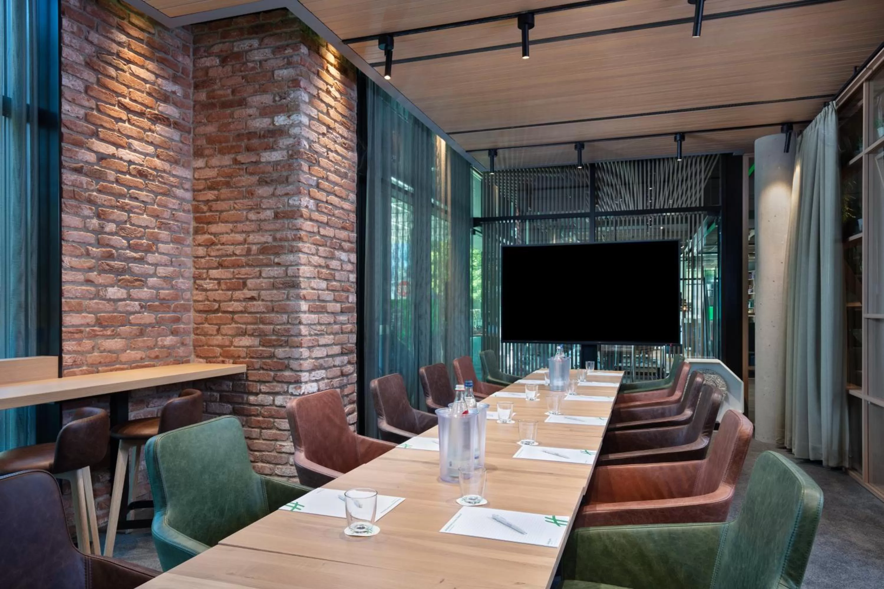 Meeting/conference room in Holiday Inn - Osnabrück by IHG