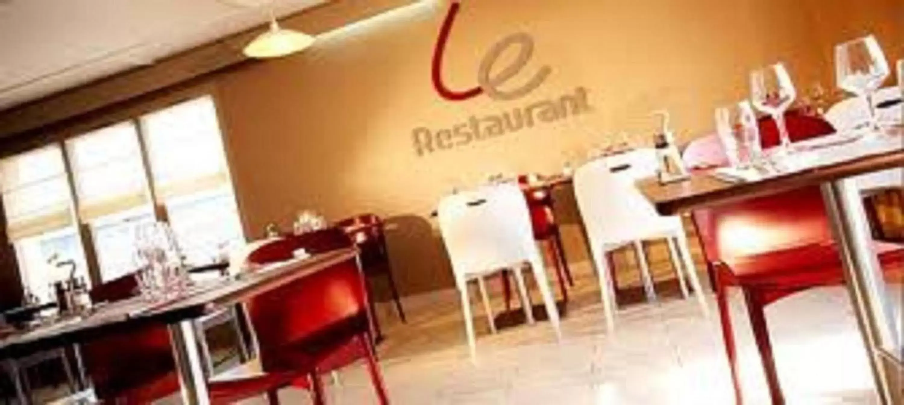 Restaurant/places to eat in Campanile Bordeaux Sud Hopital Haut Leveque - Pessac