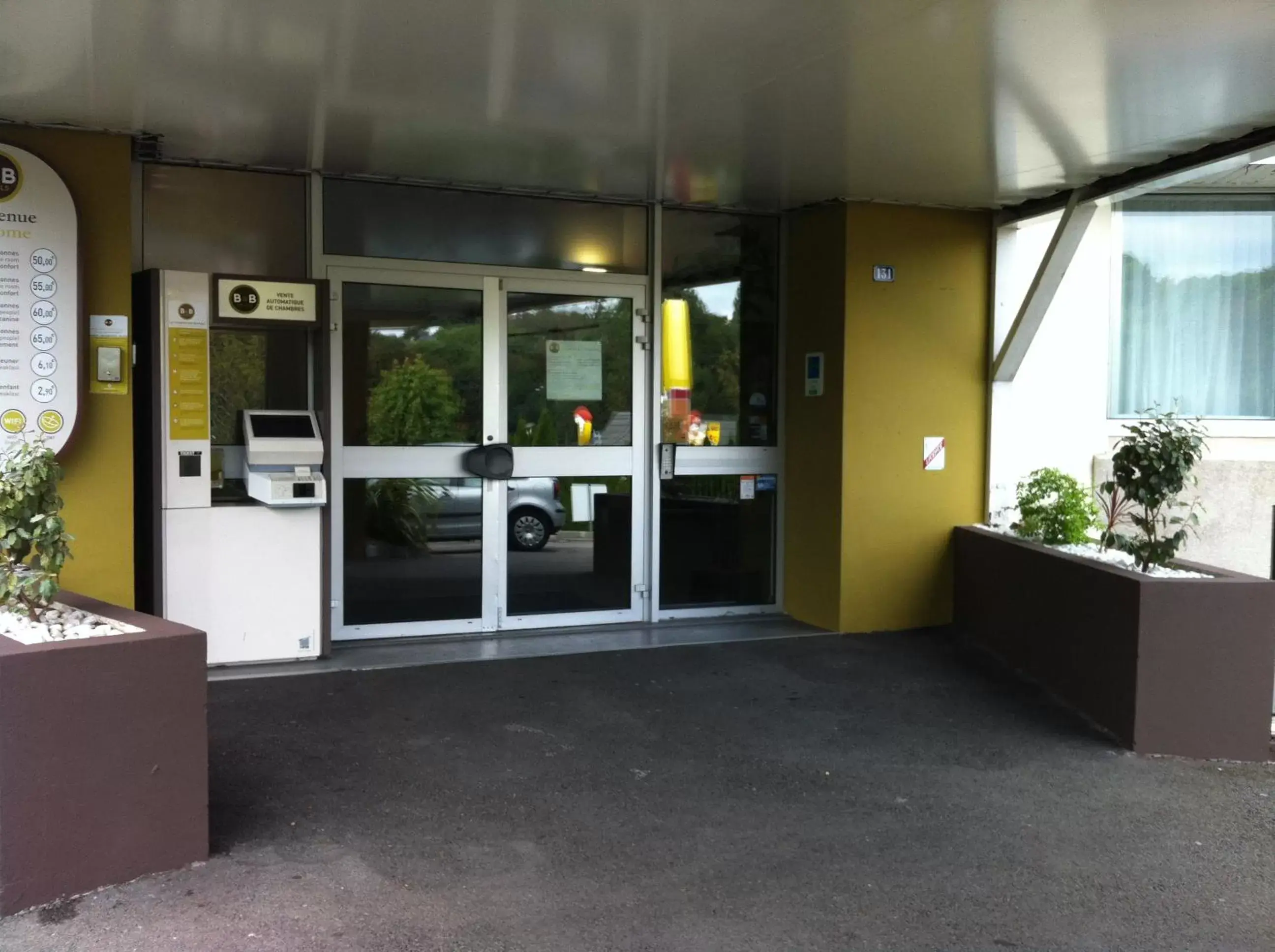 Facade/entrance in B&B HOTEL Quimper Sud Bénodet