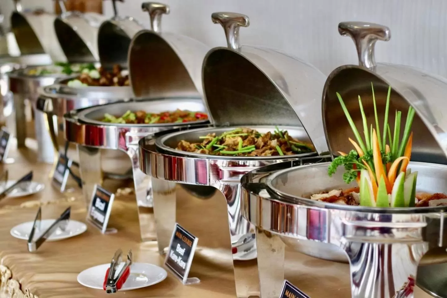 Restaurant/places to eat in III Felix Villas