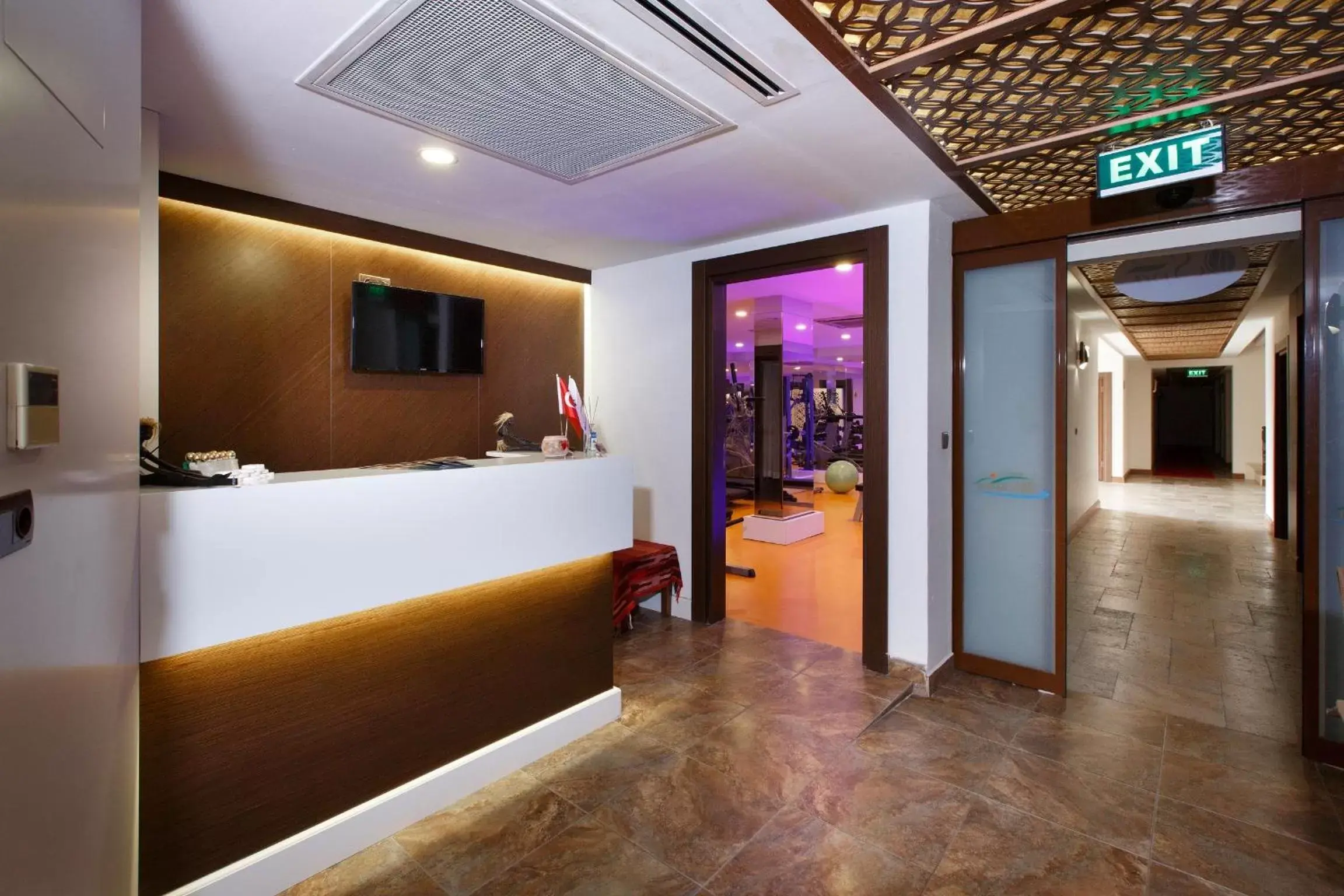 Fitness centre/facilities, Lobby/Reception in Sera Lake Resort Hotel Spa & Aparts