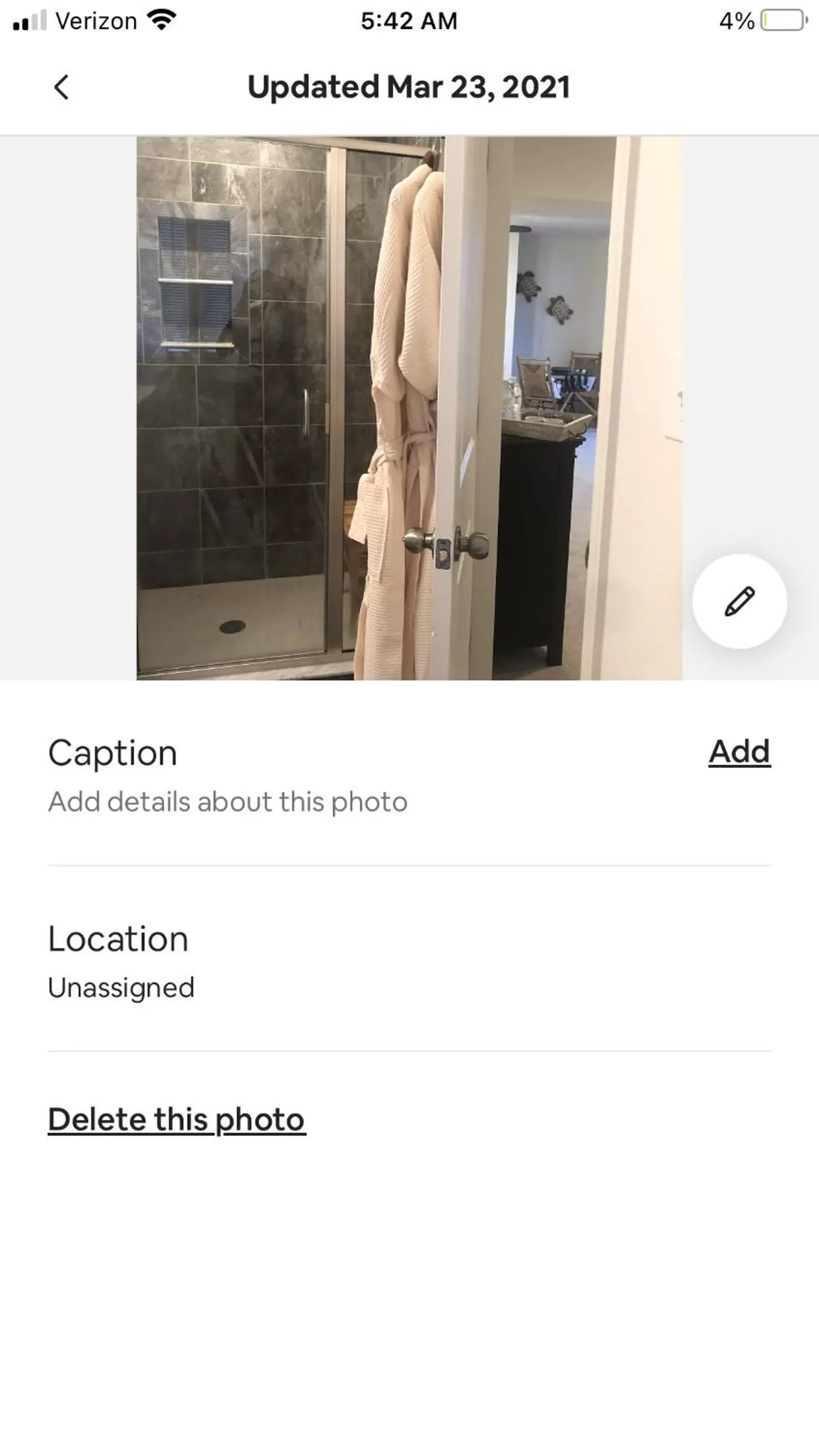 Bathroom in Naomi’s Bed & Breakfast