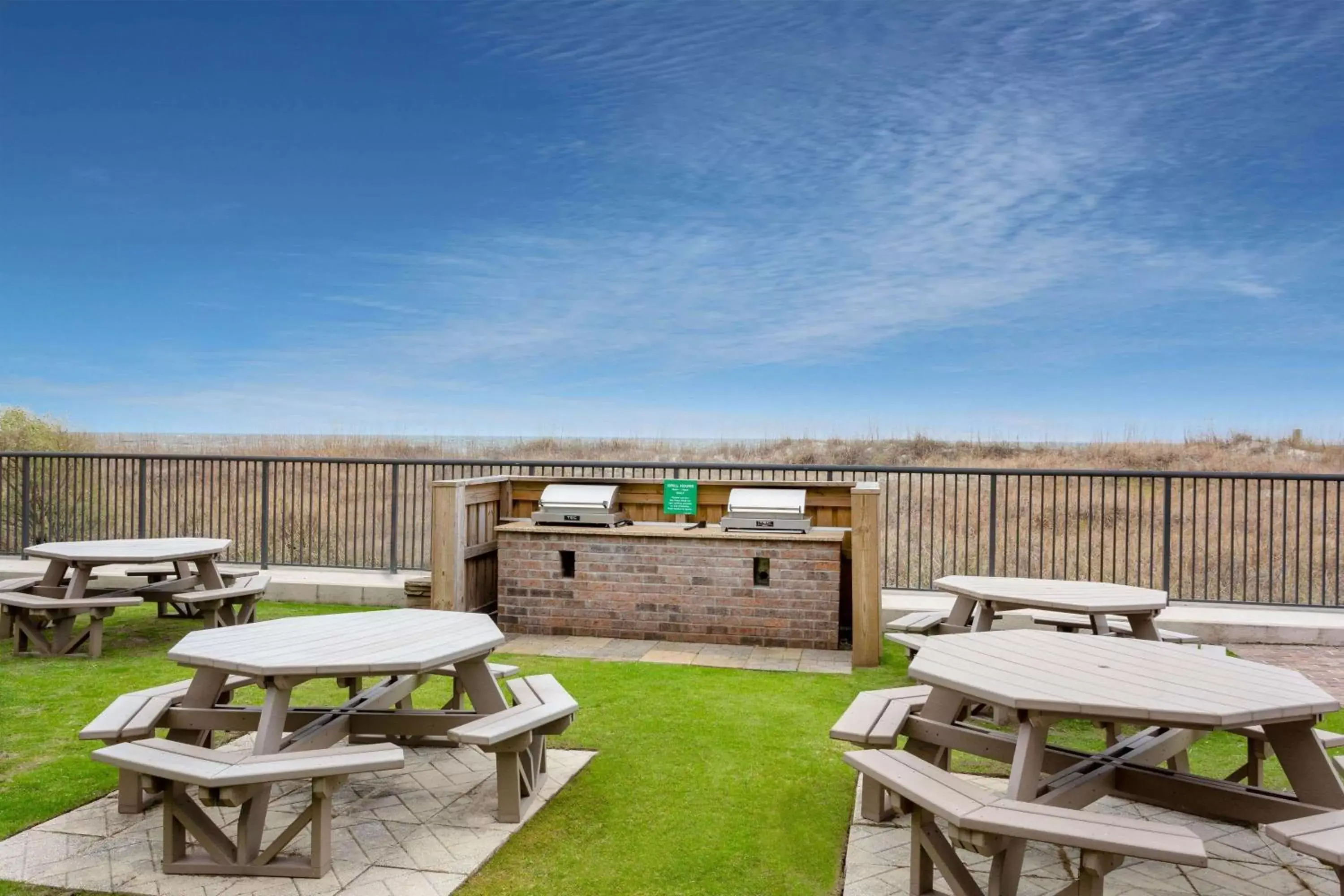 Restaurant/places to eat in Ocean Club Resort Myrtle Beach a Ramada by Wyndham Restaurant/places to eat in Ocean Club Resort Myrtle Beach a Ramada by Wyndham