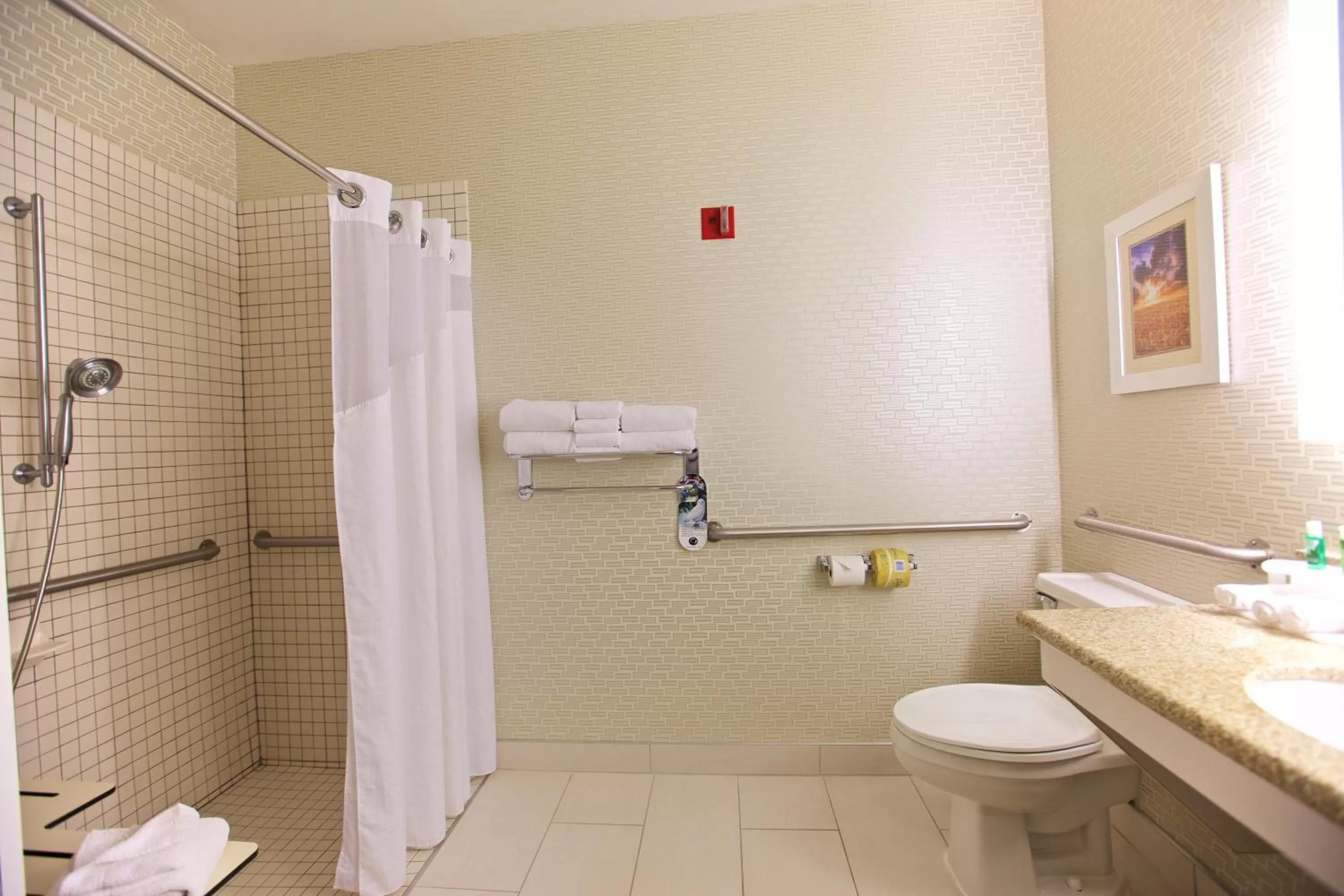 Photo of the whole room in Holiday Inn Express Fargo - West Acres by IHG