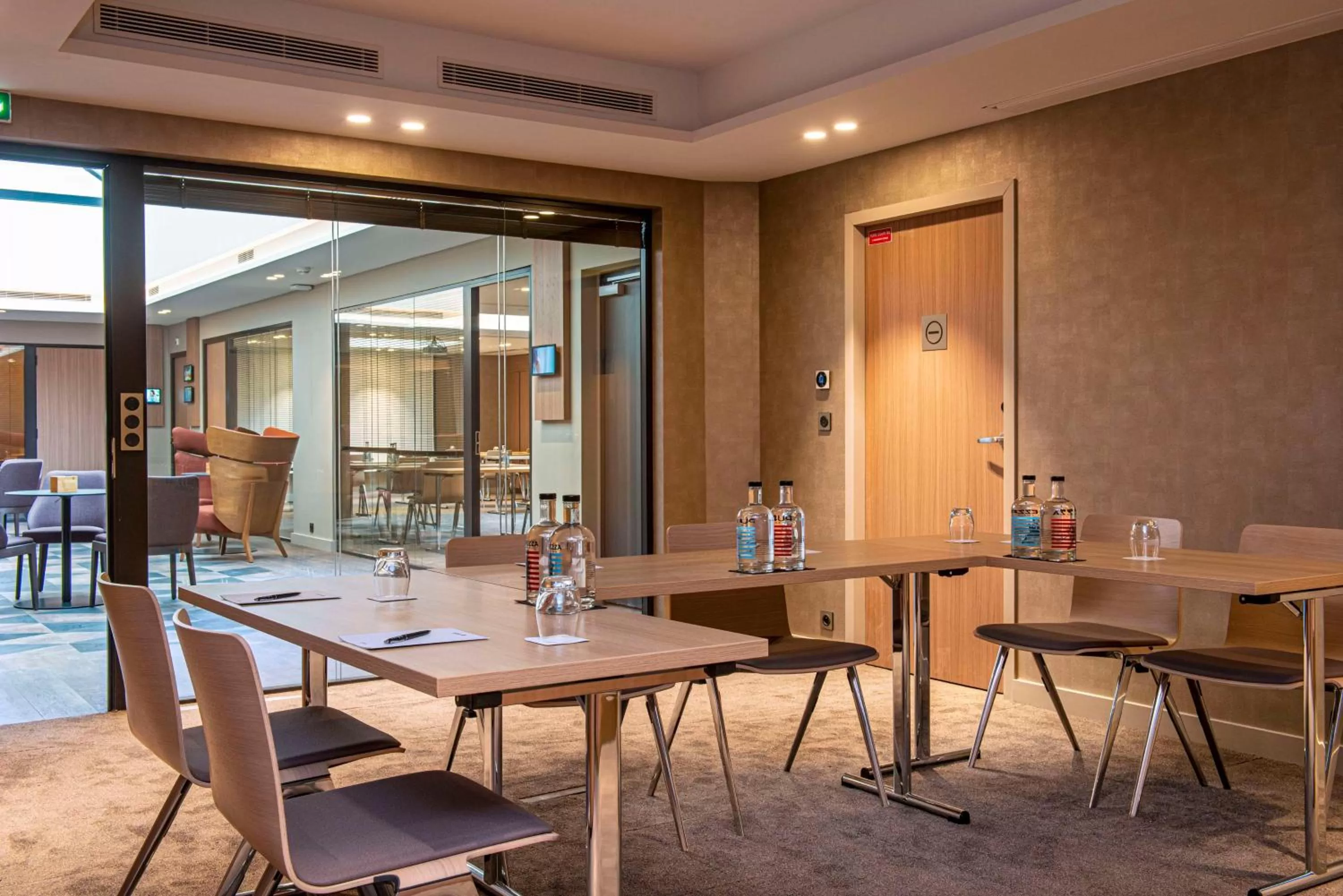 Meeting/conference room in Radisson Blu Hotel, Rouen Centre