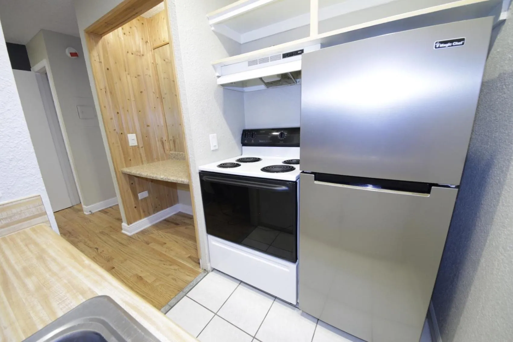 Kitchen or kitchenette in Hyde Park Hotel