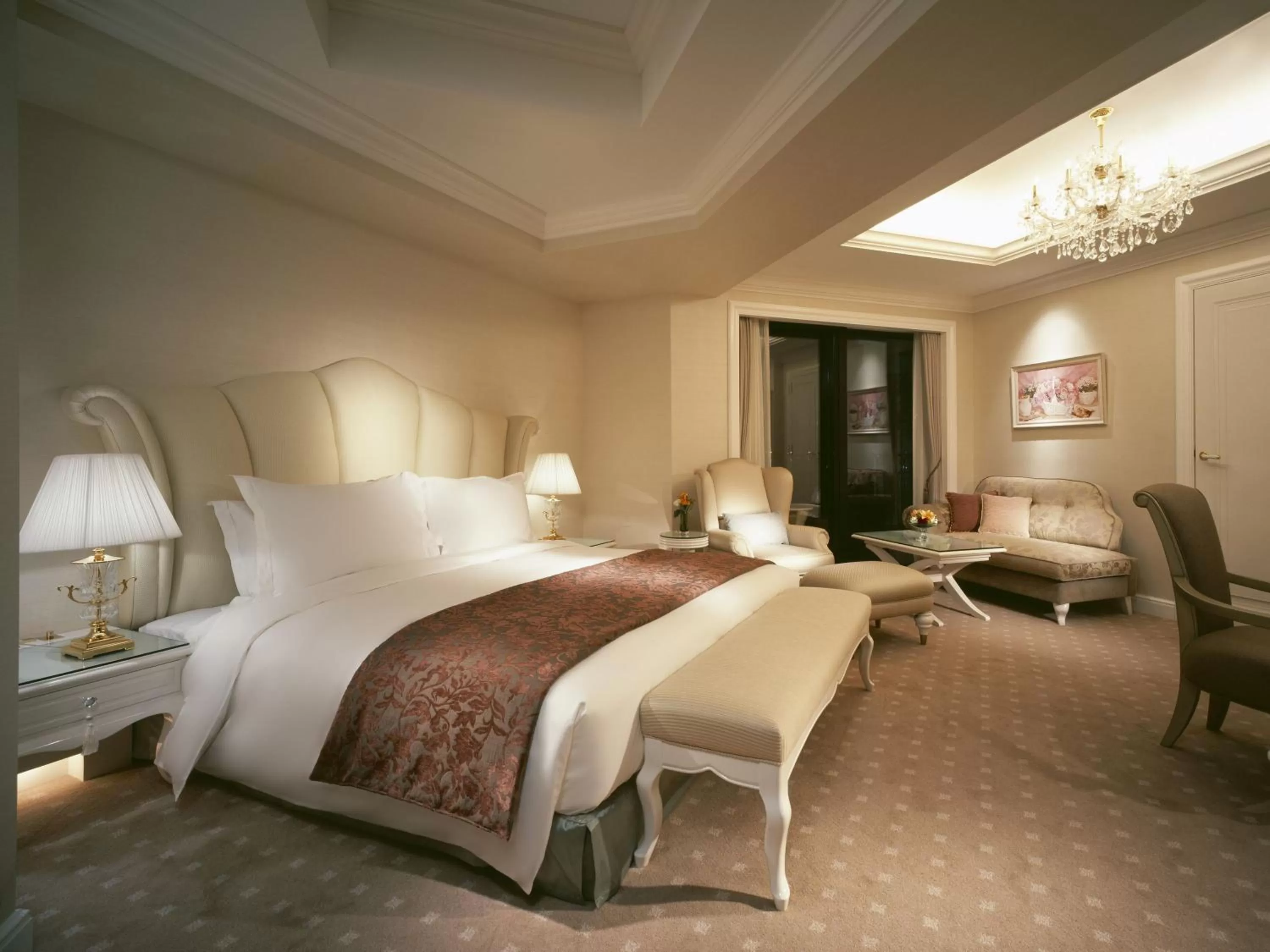 Photo of the whole room, Bed in Hotel La Suite Kobe Harborland