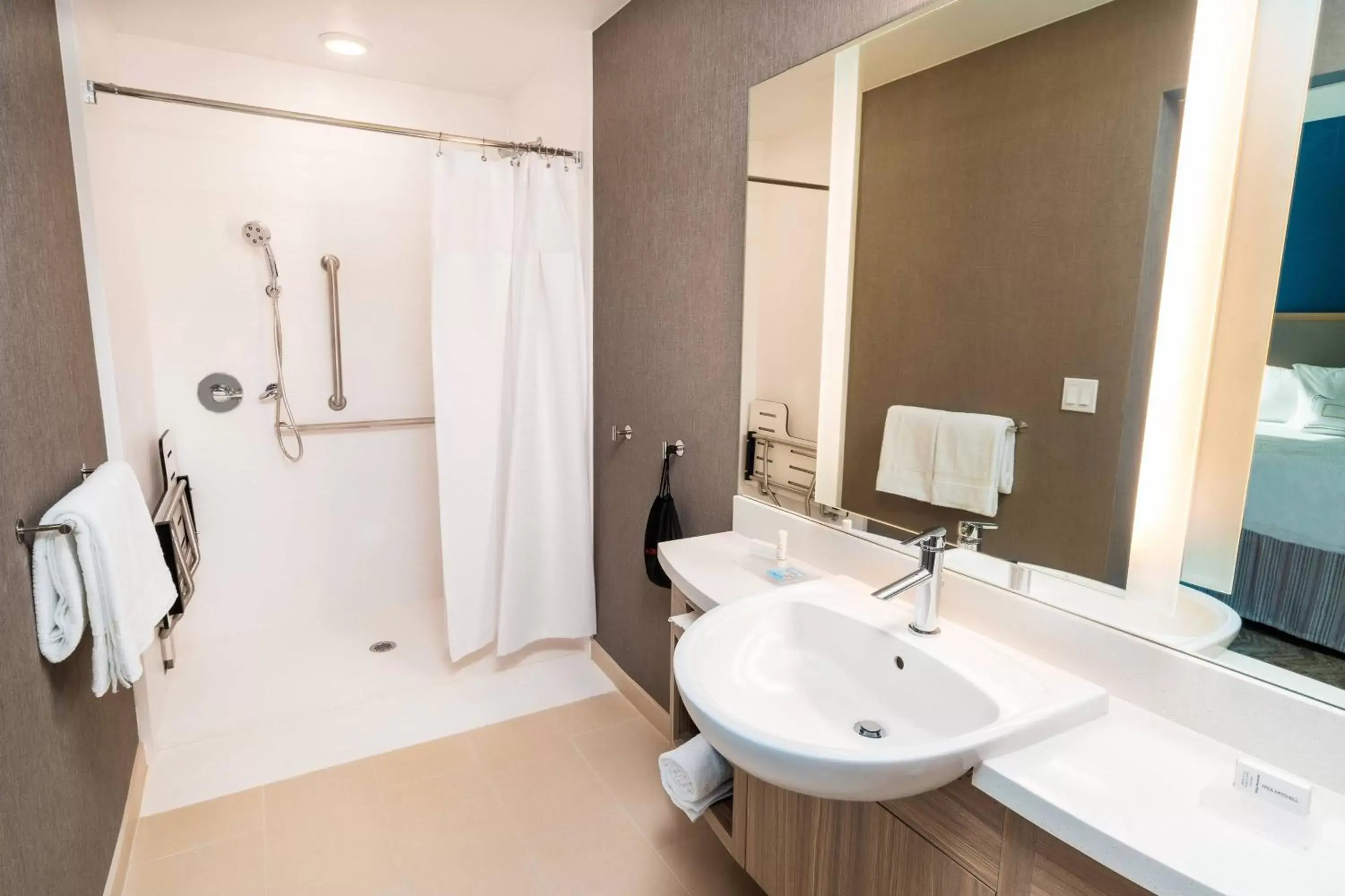 Bathroom in SpringHill Suites by Marriott Newark Fremont