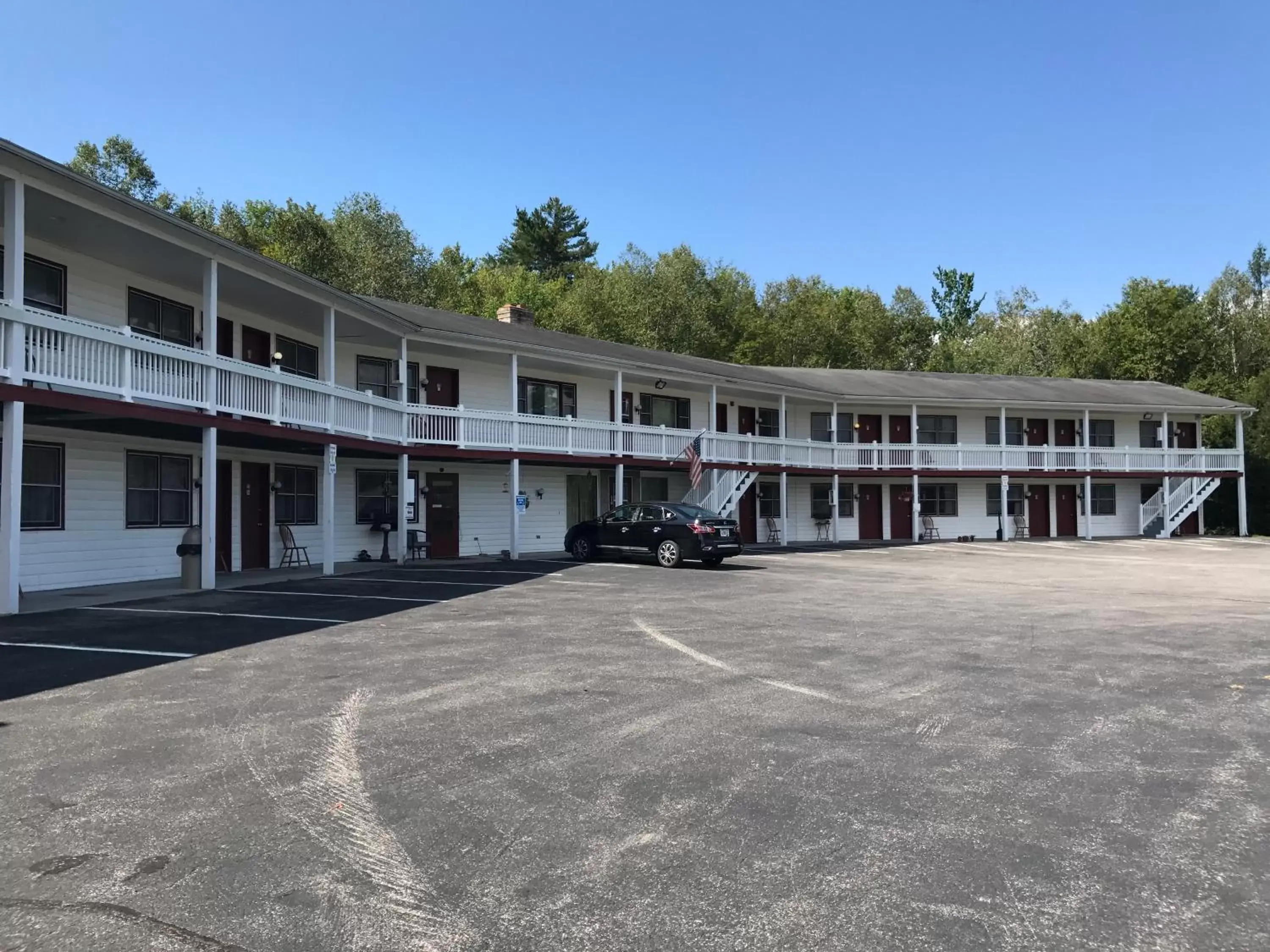Property Building in Cabot Inn & Suites