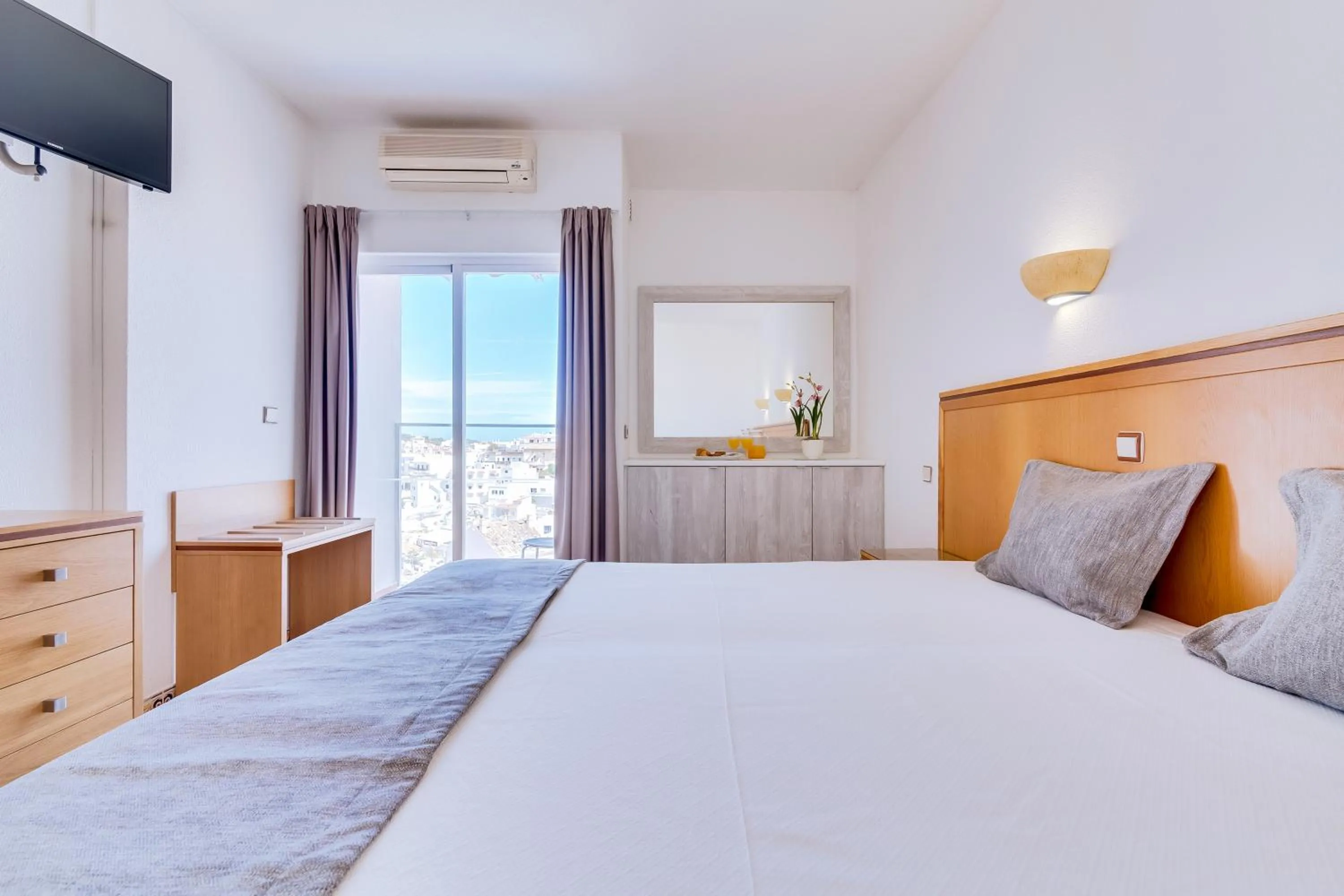 Bed in Vila Recife Hotel