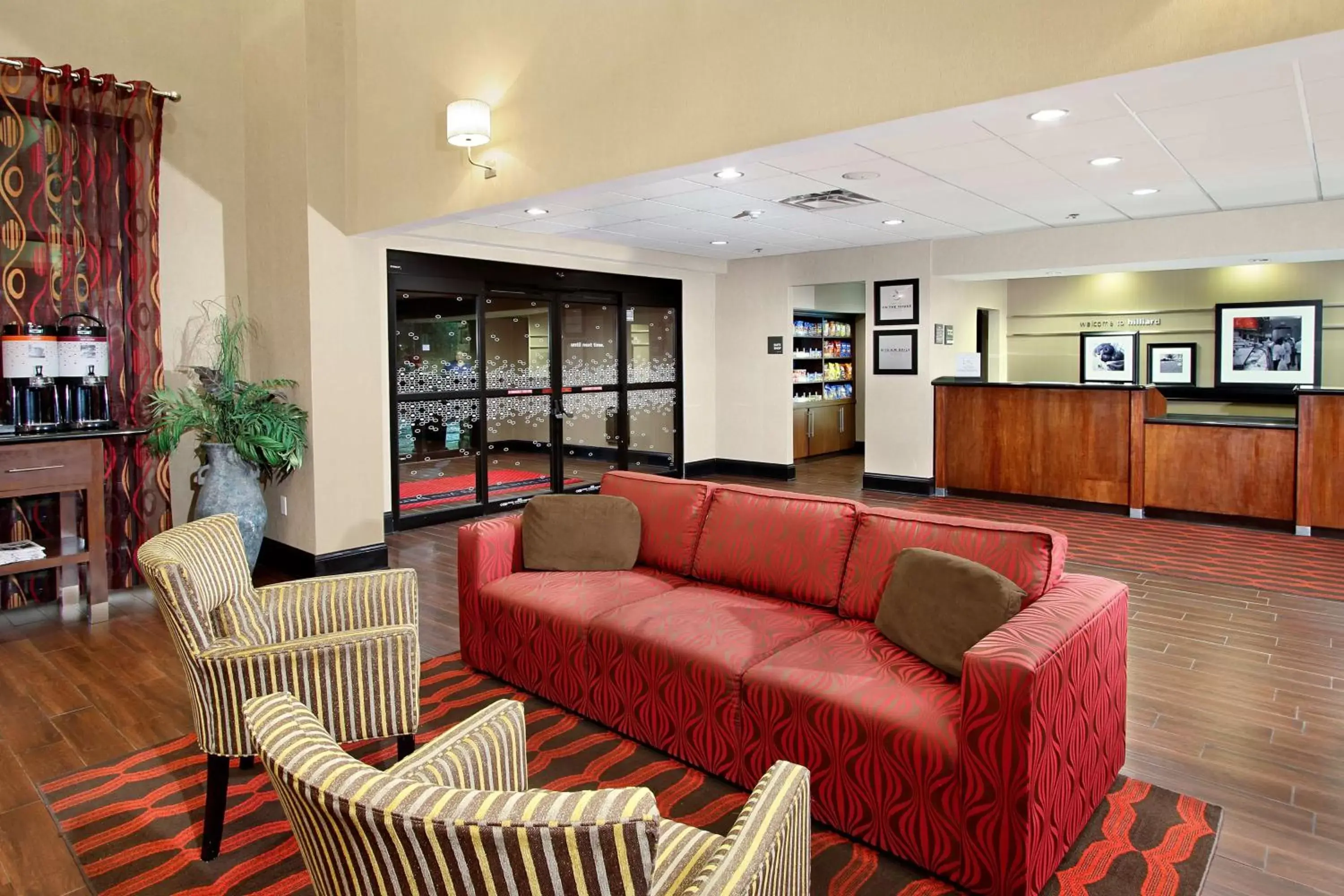 Lobby or reception in Hampton Inn & Suites Columbus Hilliard Lobby or reception in Hampton Inn & Suites Columbus Hilliard