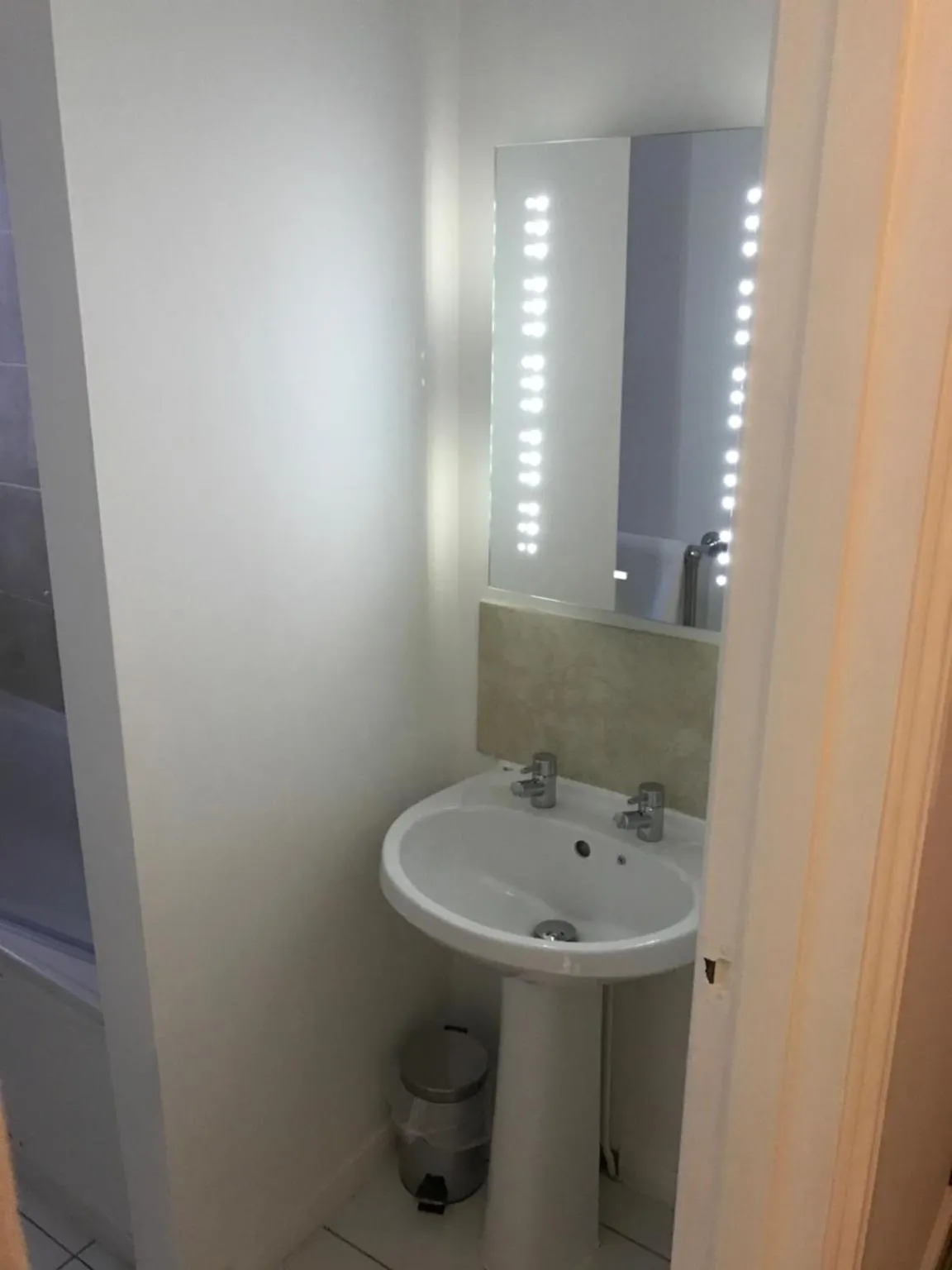 Bathroom in Best Western Ipswich Hotel