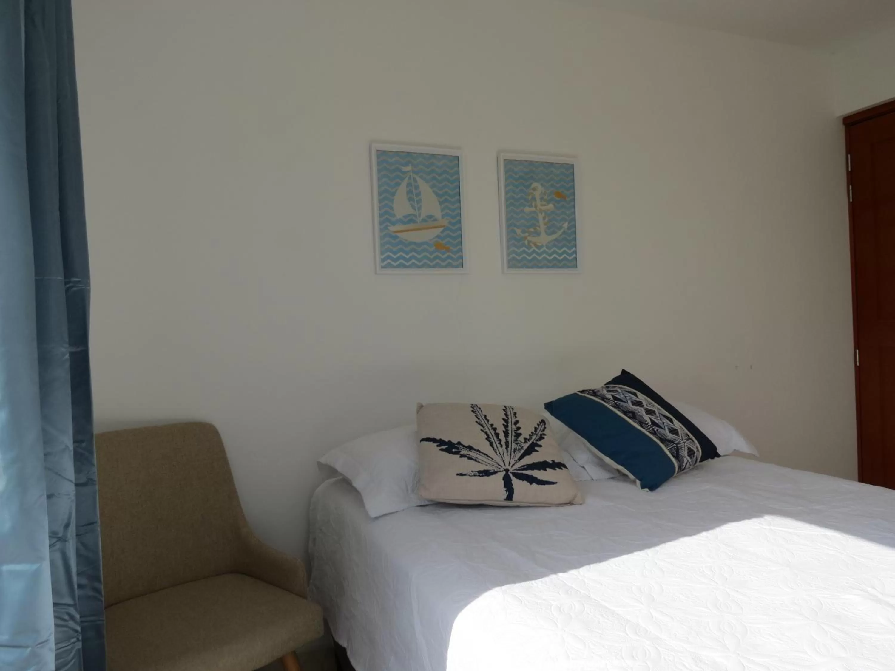 Photo of the whole room, Bed in ZOJO MARiNA BAY