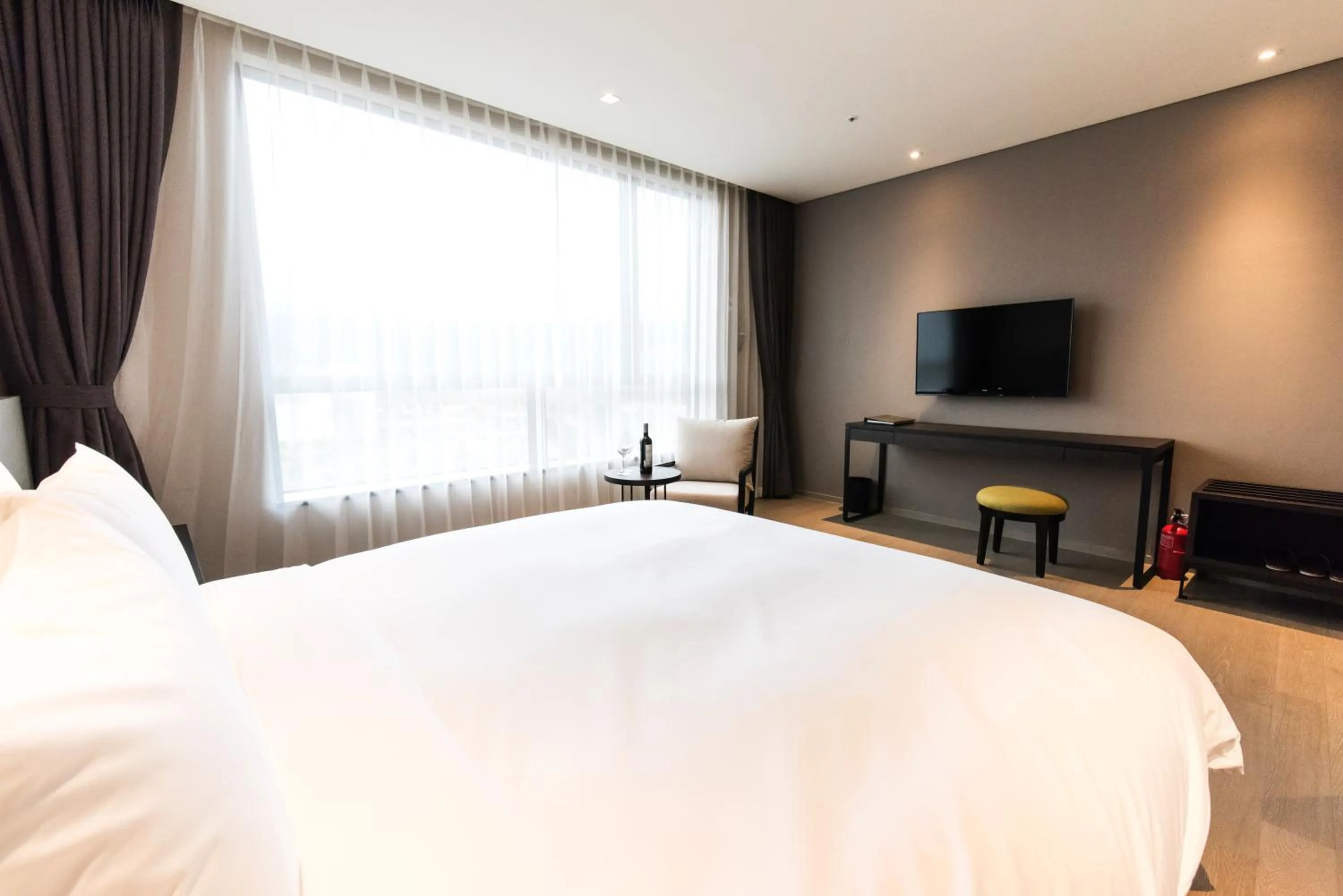 Bedroom, Bed in Hotel Nanta Jeju