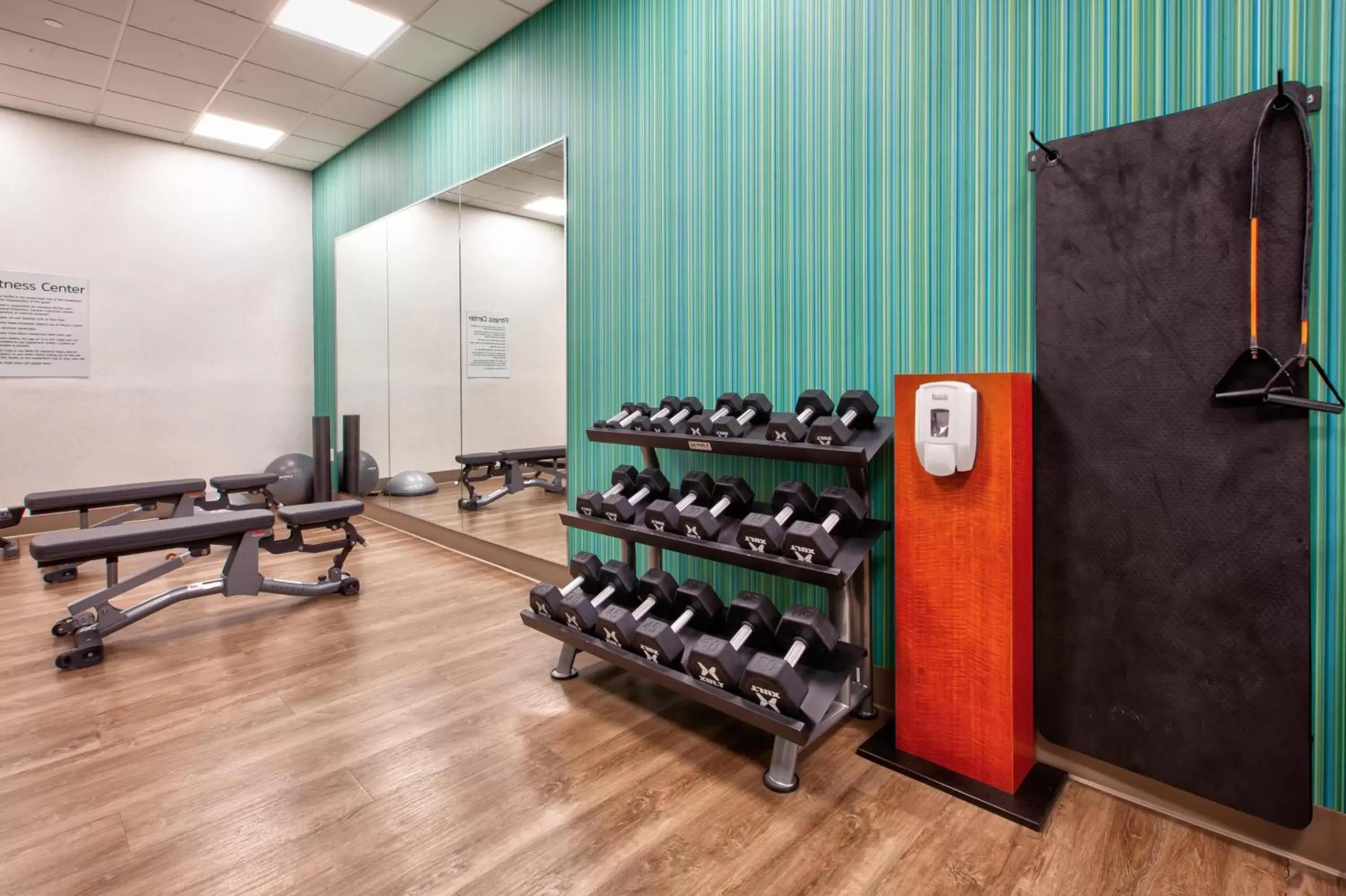 Fitness centre/facilities, Fitness Center/Facilities in Holiday Inn Express Hotel & Suites Virginia Beach Oceanfront, an IHG Hotel