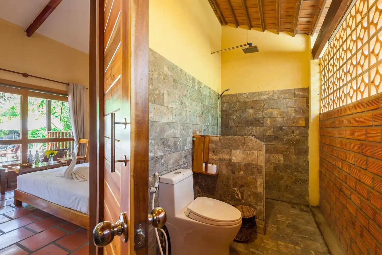 Bathroom in Bauhinia Resort Phu Quoc
