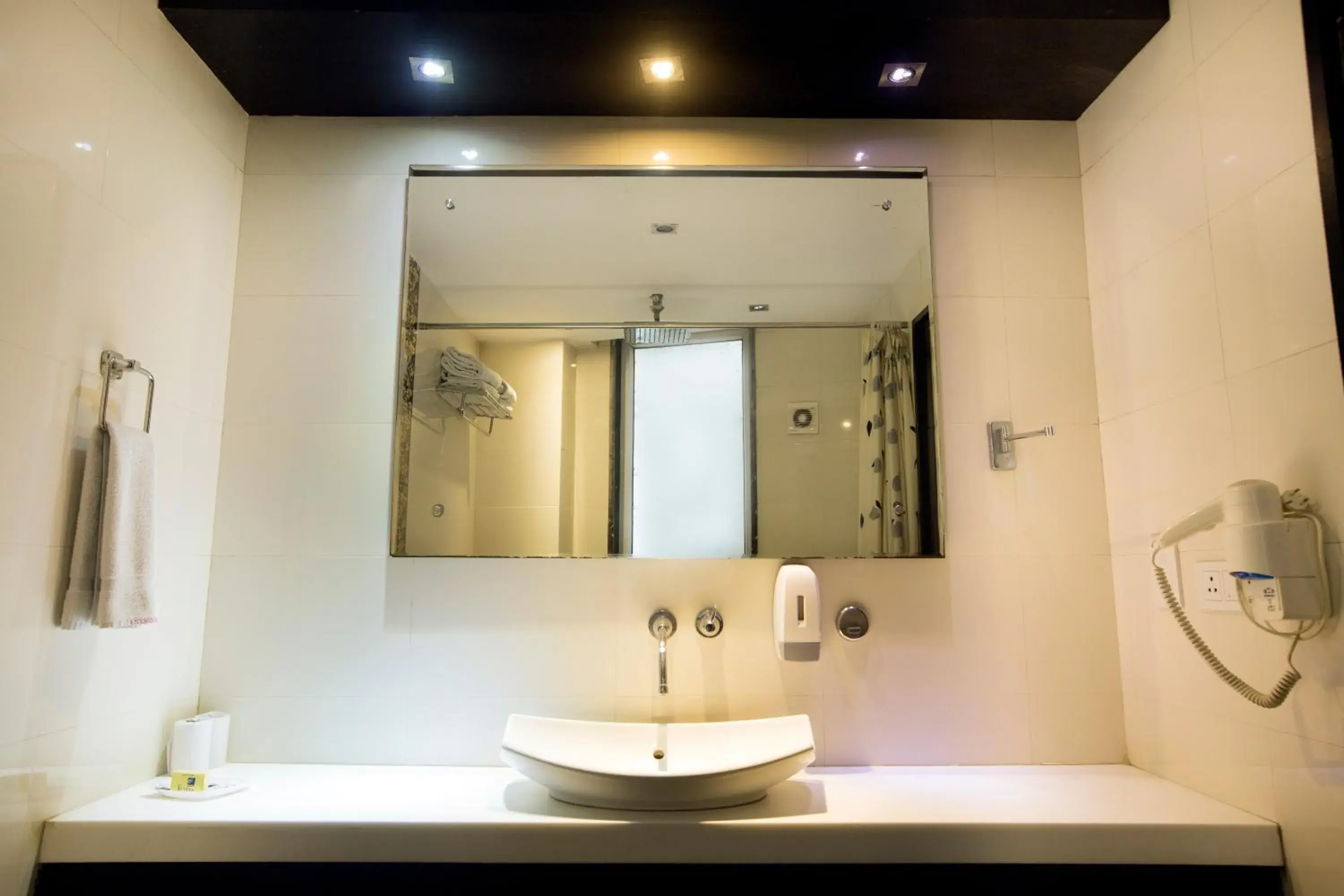 Bathroom in Hotel Krishna Deluxe-By RCG Hotels