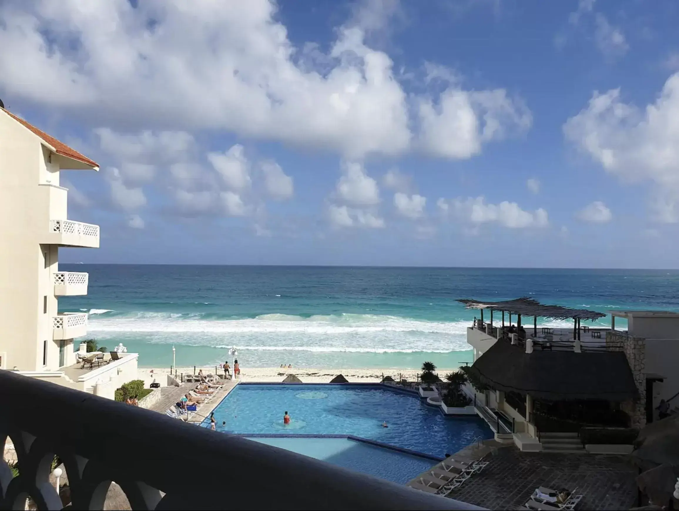 Sea View in Cancun Beach&Sunrise