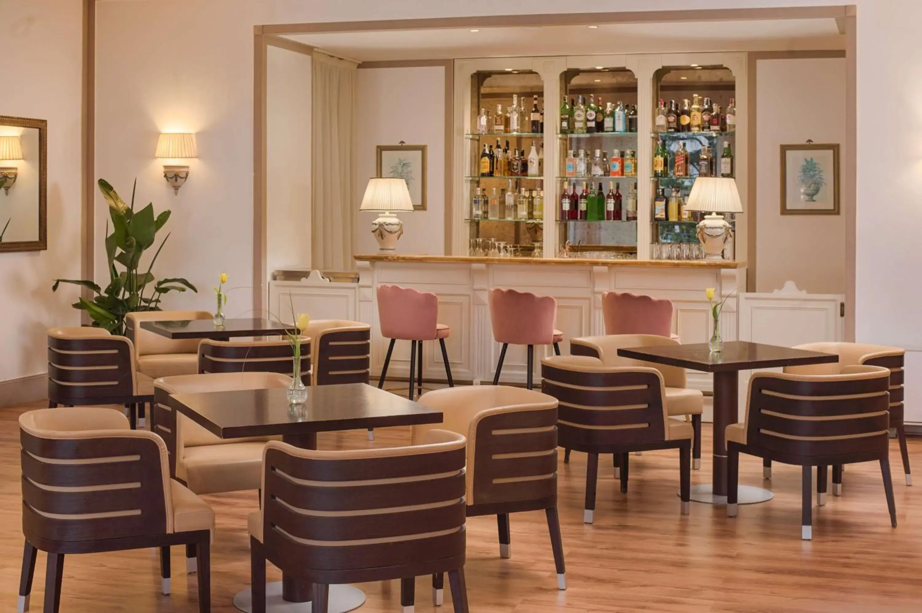 Lounge or bar, Lounge/Bar in NH Caltagirone Villa San Mauro