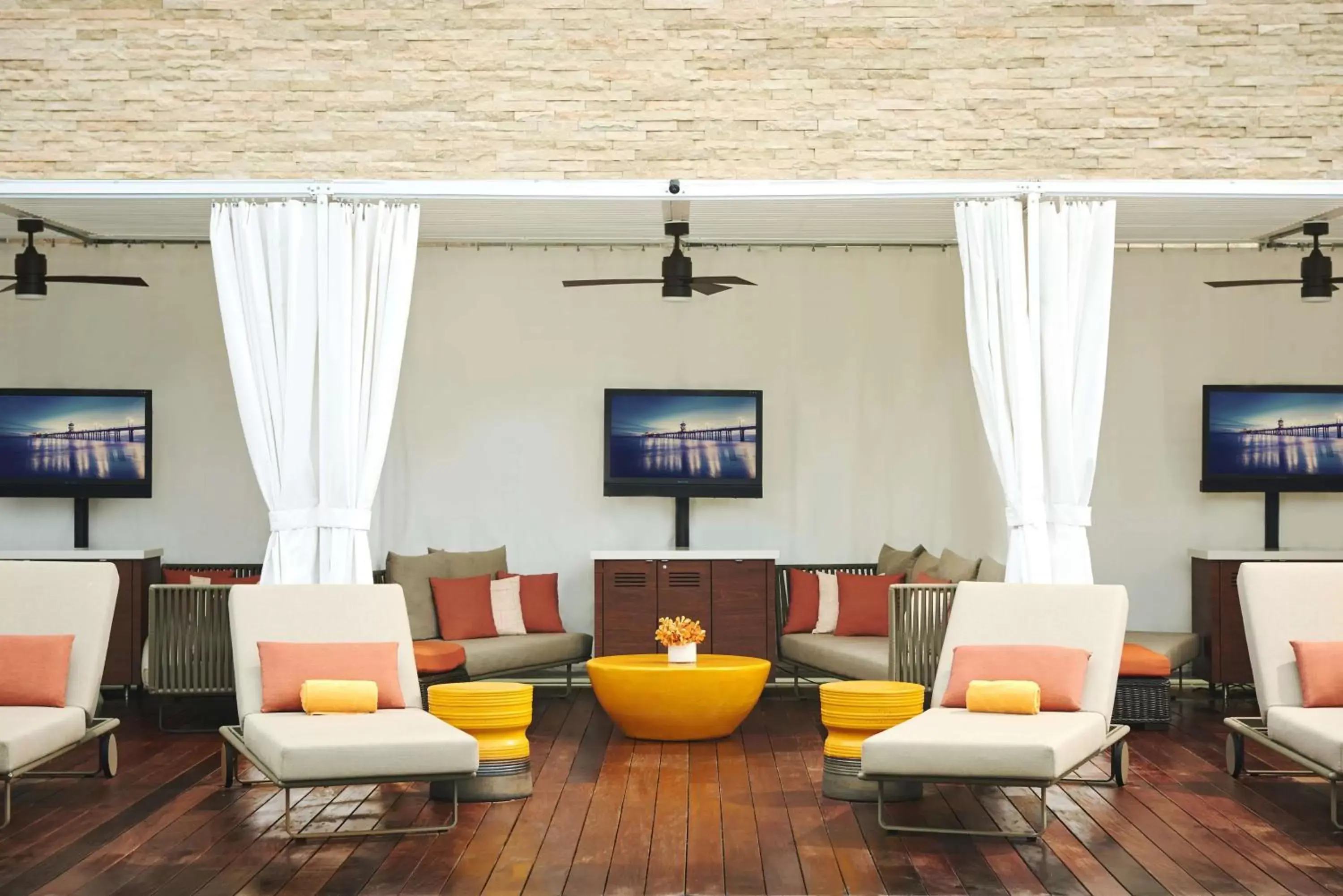 Pool view in Paséa Hotel & Spa Pool view in Paséa Hotel & Spa