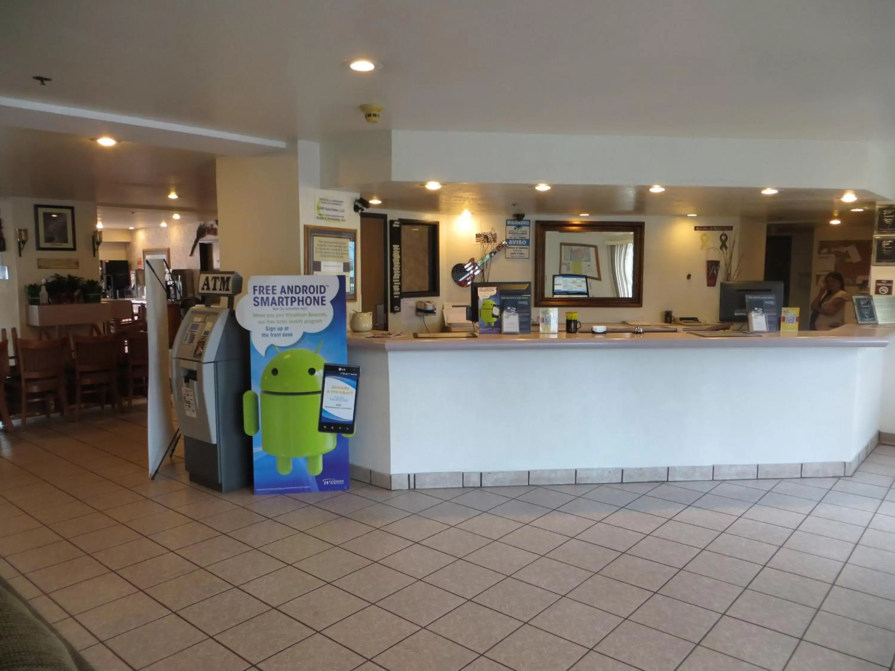 Lobby or reception in Super 8 by Wyndham Austin North/University Area