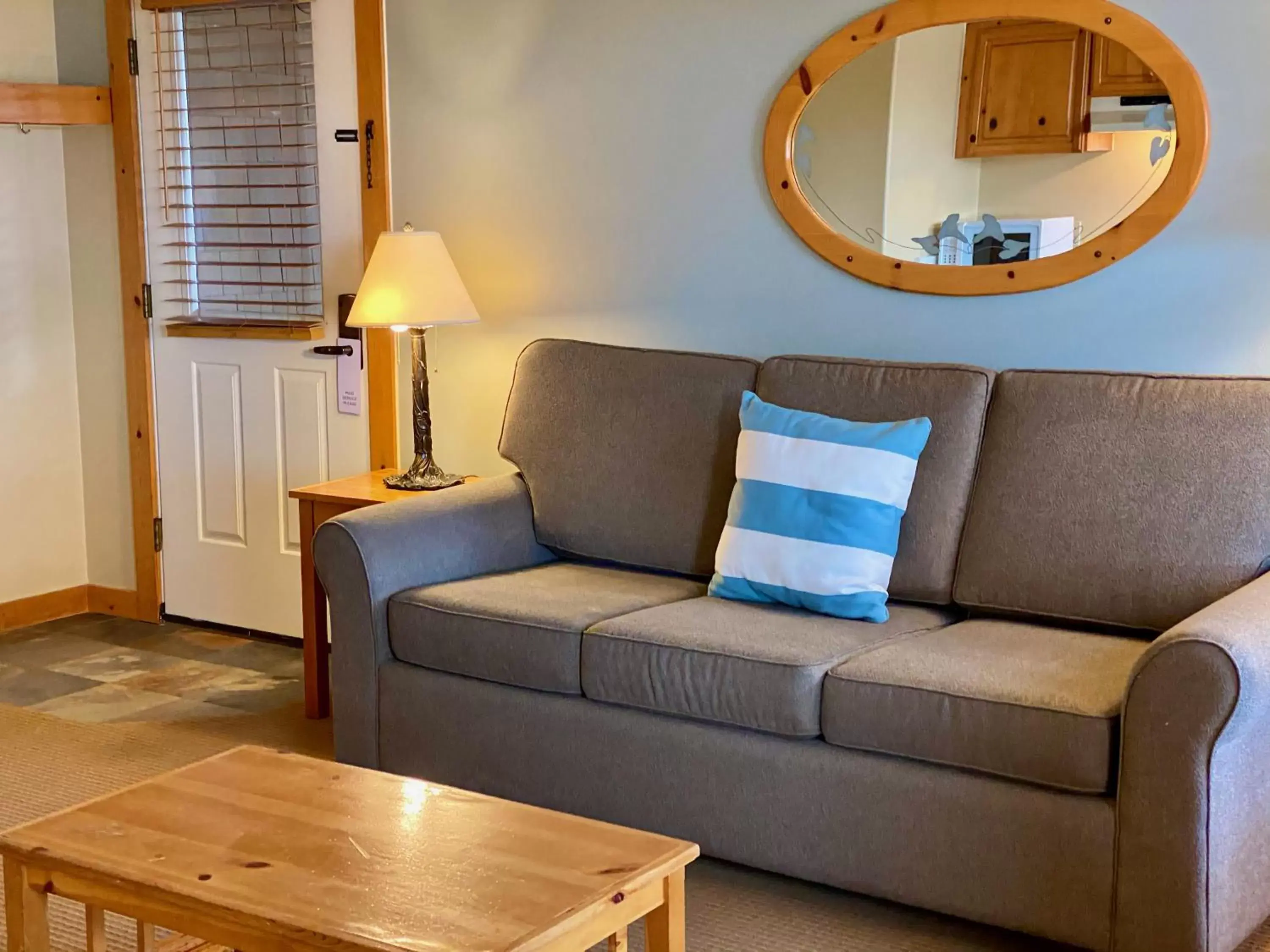 Living room, Seating Area in Lighthouse Inn