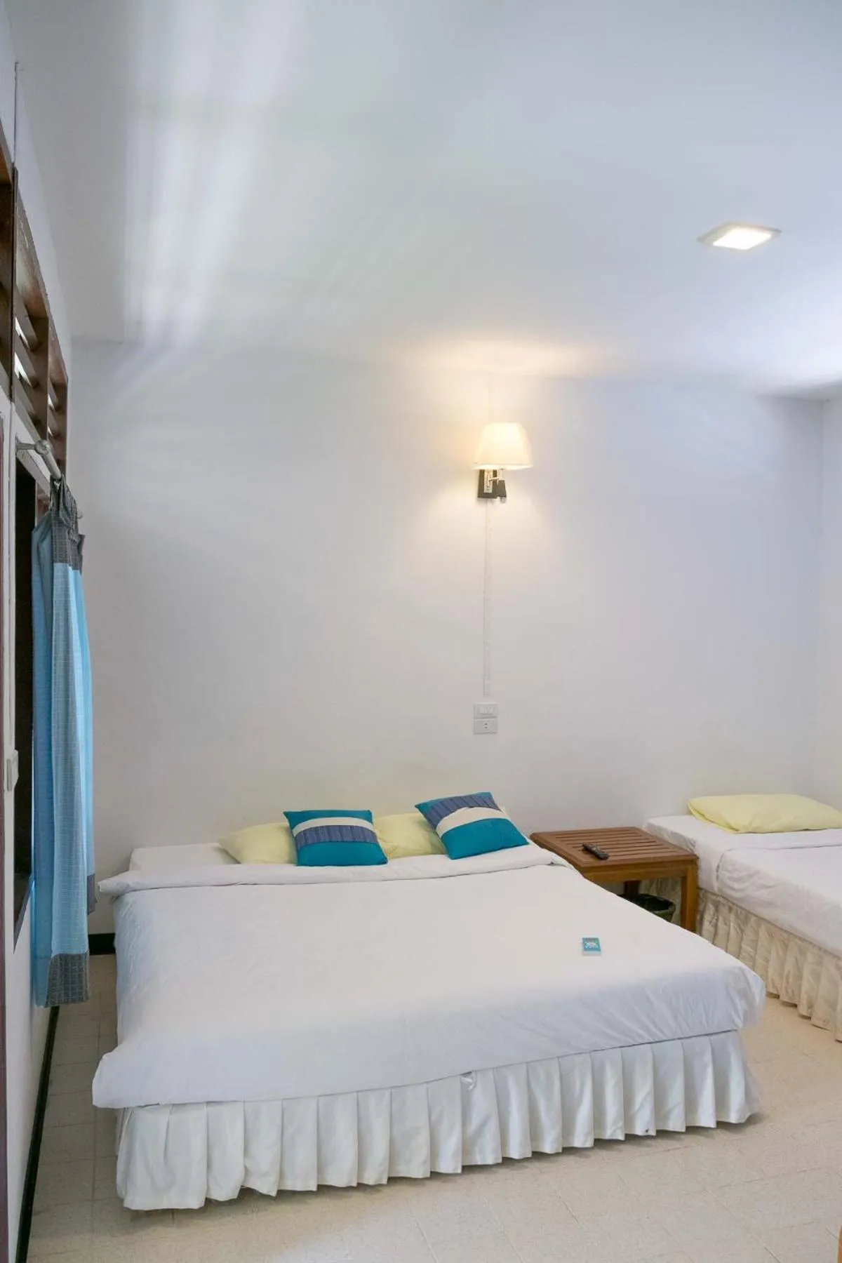 Bed in Marine Chaweng Beach Resort