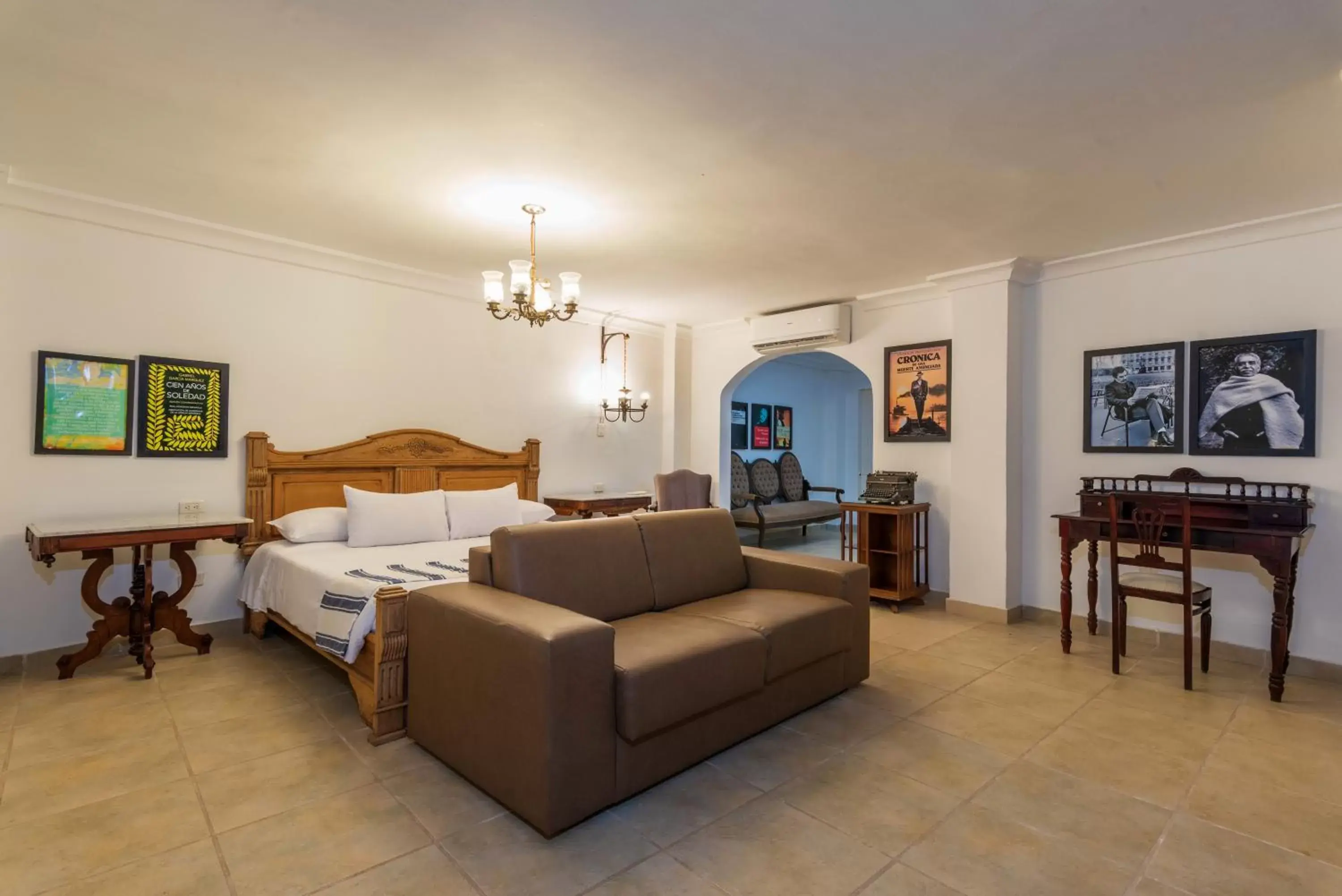 Bedroom, Seating Area in Hotel Kartaxa