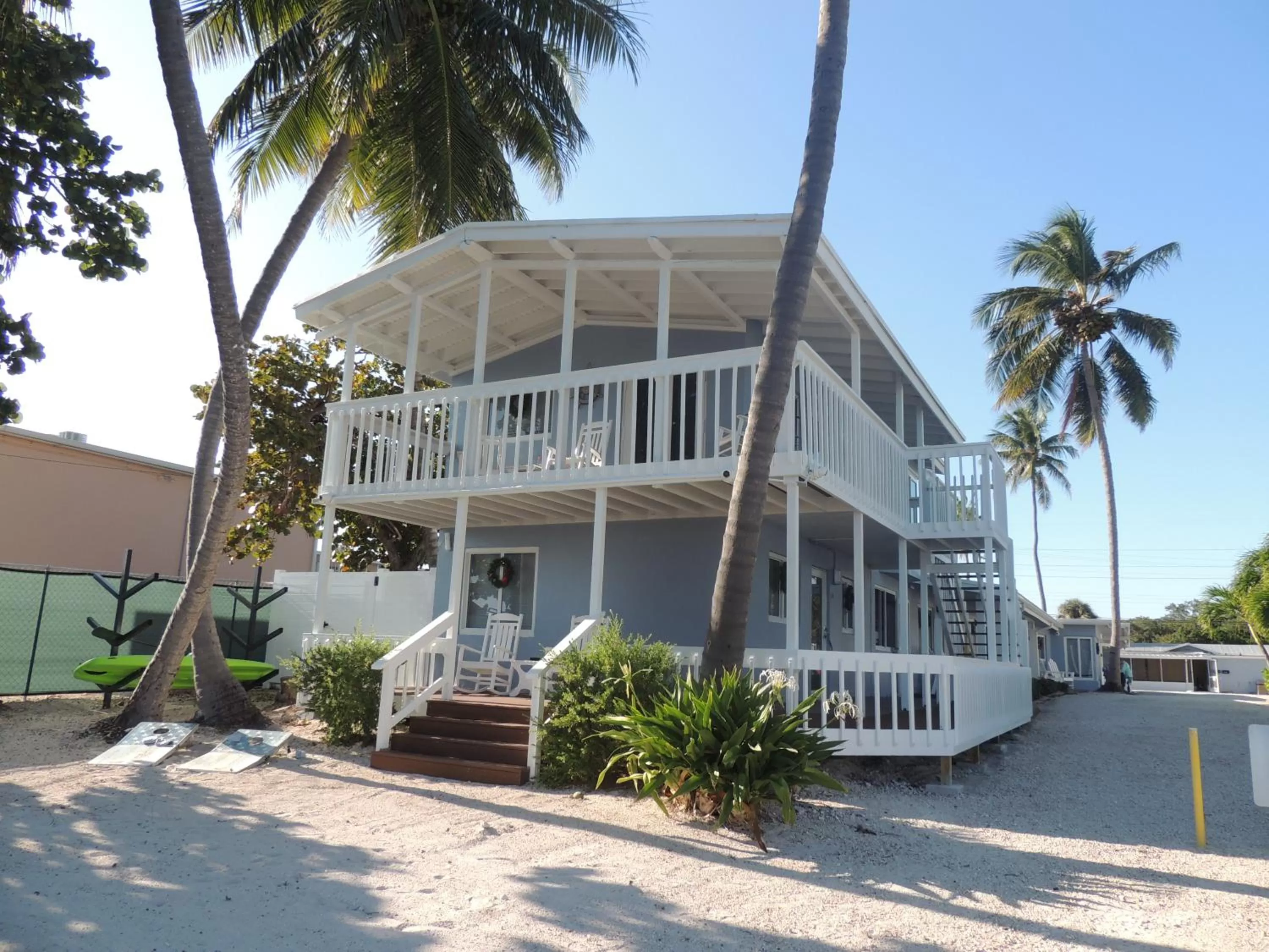 Property building in Sands of Islamorada
