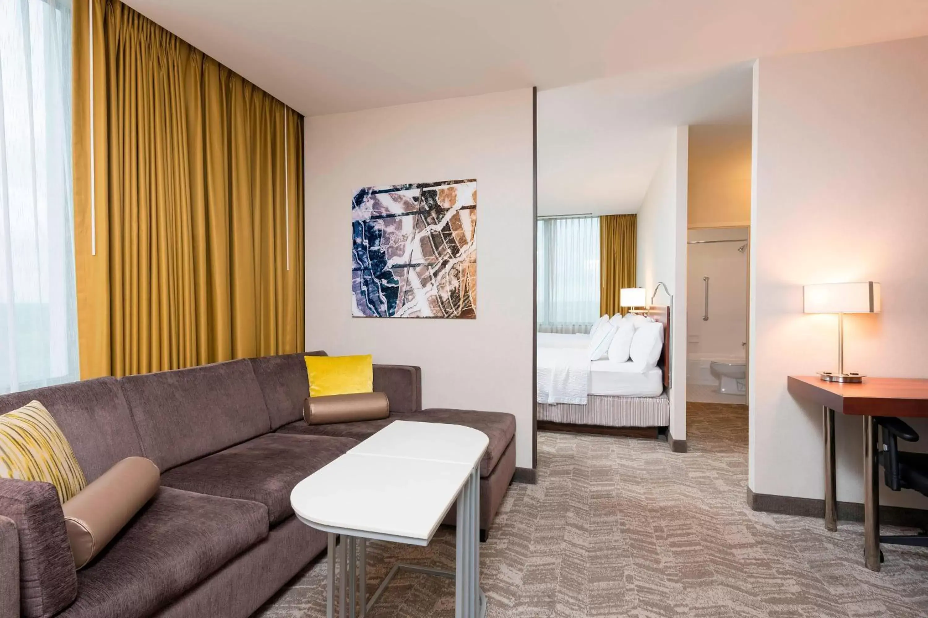 Living room, Seating Area in SpringHill Suites by Marriott Chicago O'Hare