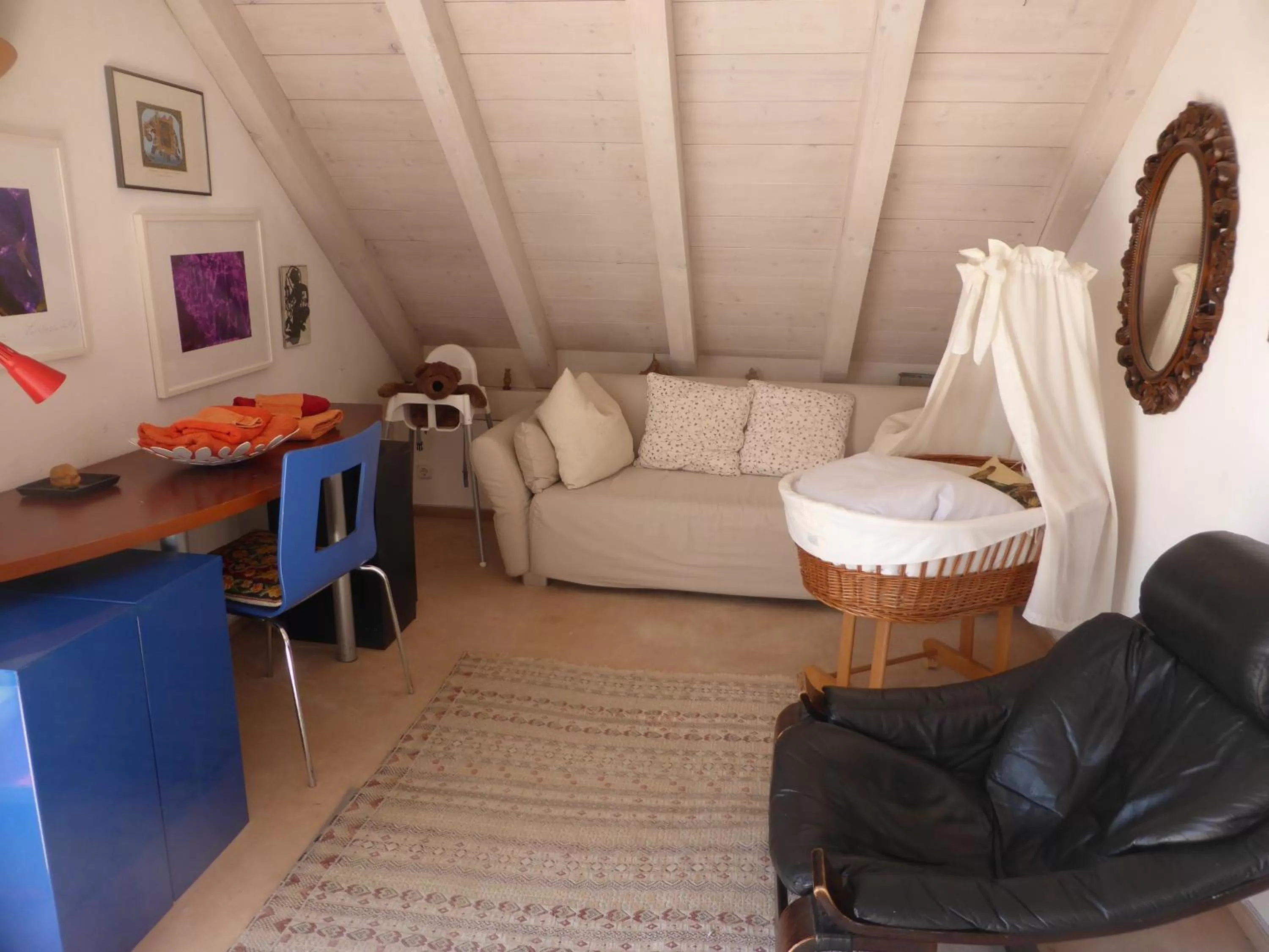 Photo of the whole room in Bed and Breakfast Bavaria München