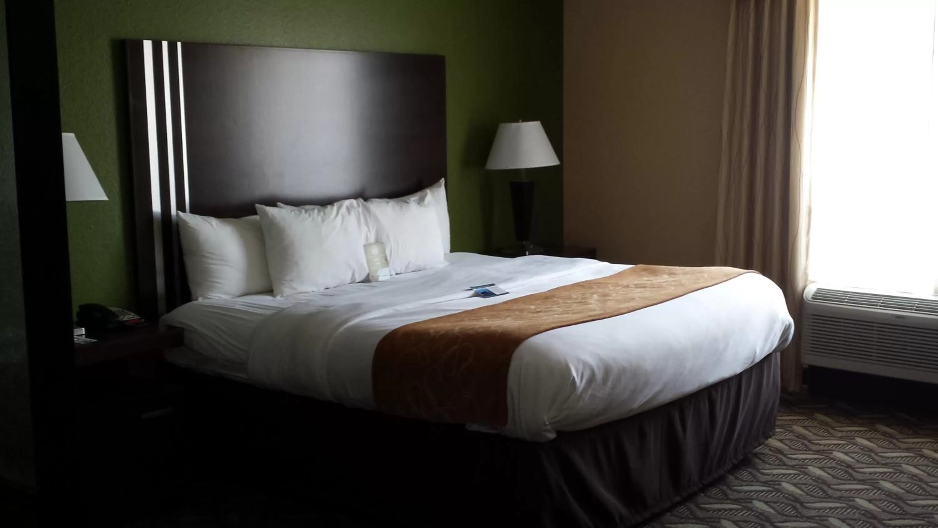 King Suite - Disability Access/Non-Smoking in Baymont by Wyndham Jewett